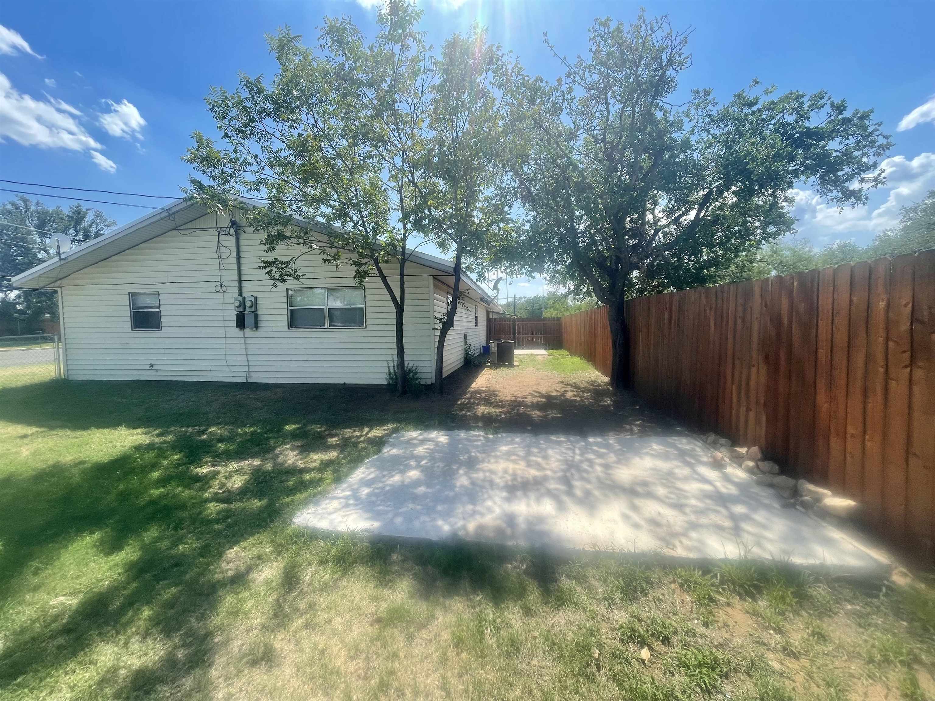 103 E Granite Street