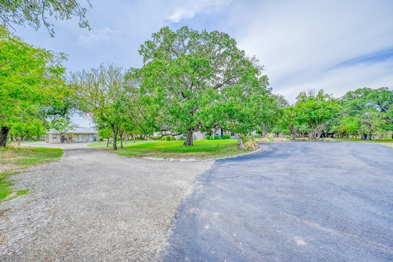 404 Oak Ridge Trail
