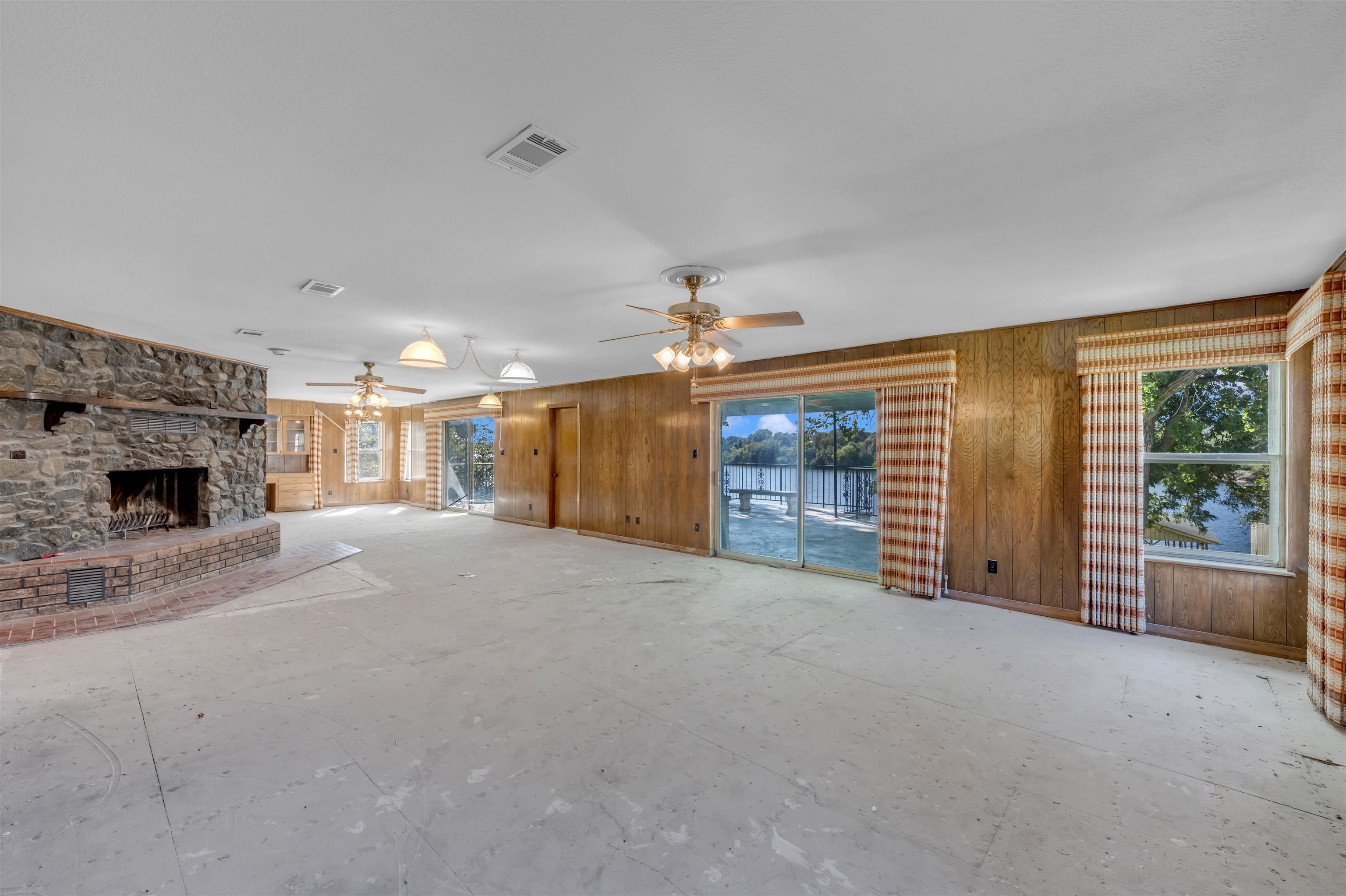 1309 County Road 118B