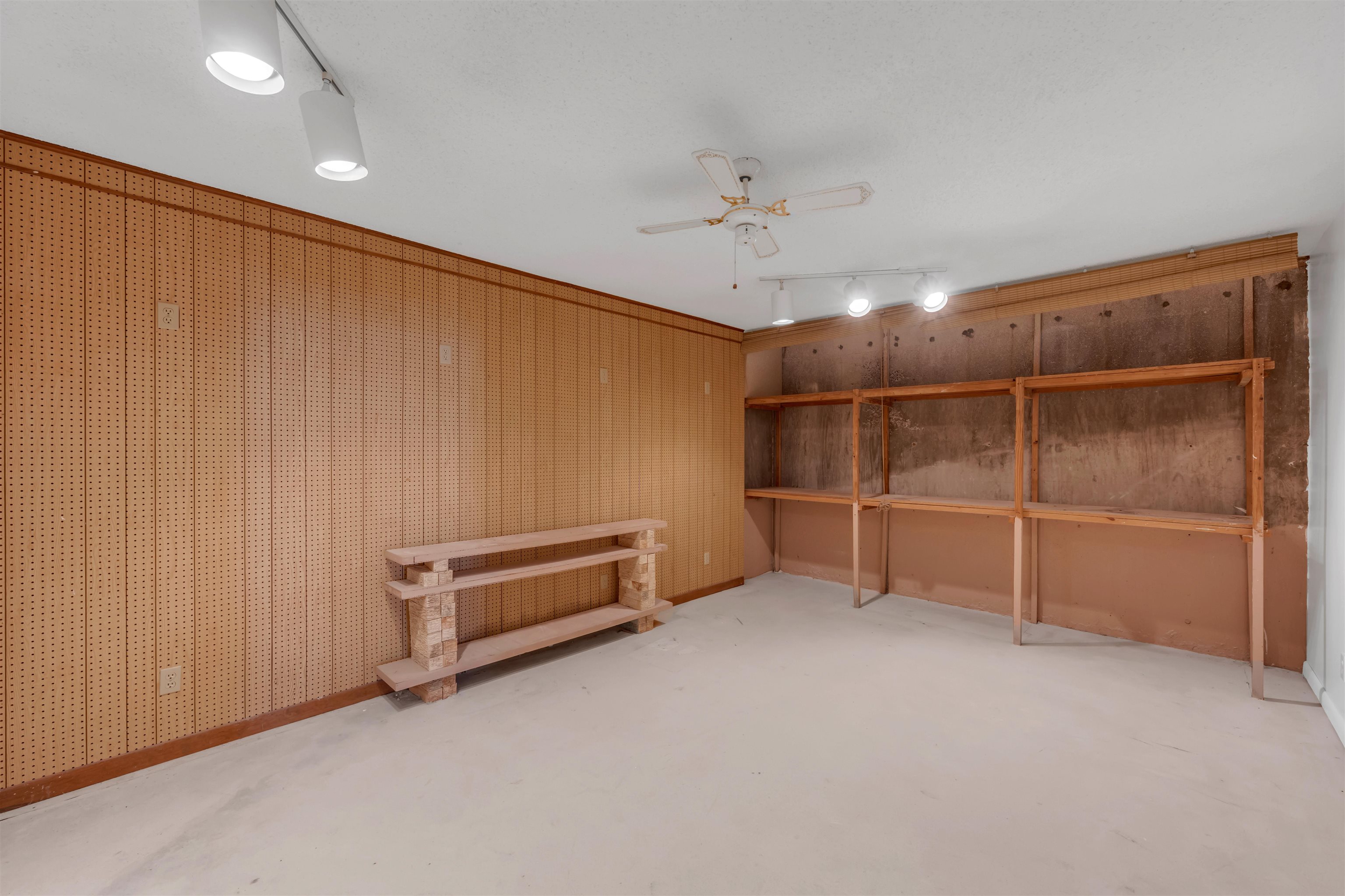 1309 County Road 118B