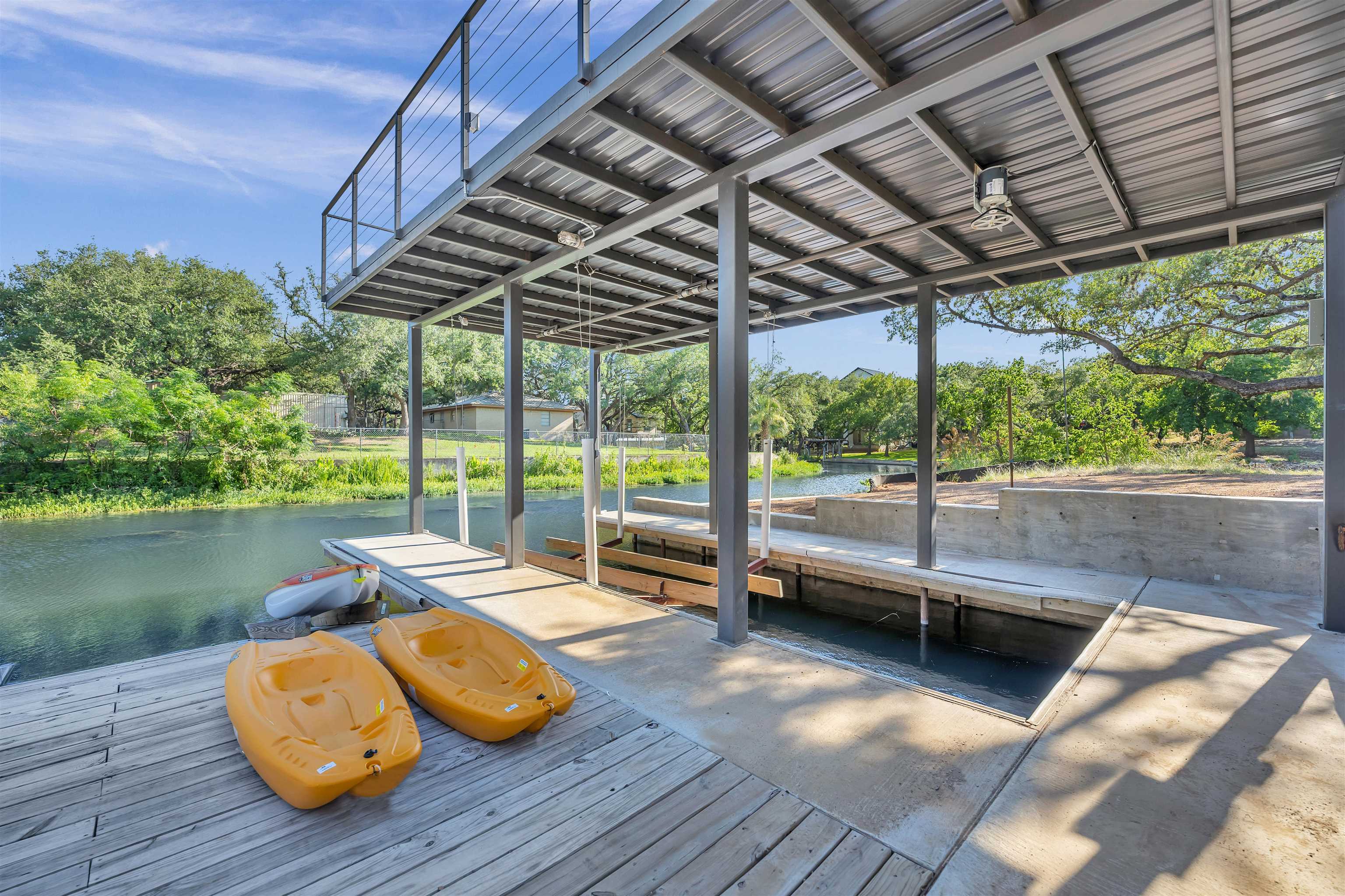 622 Williams Lakeshore