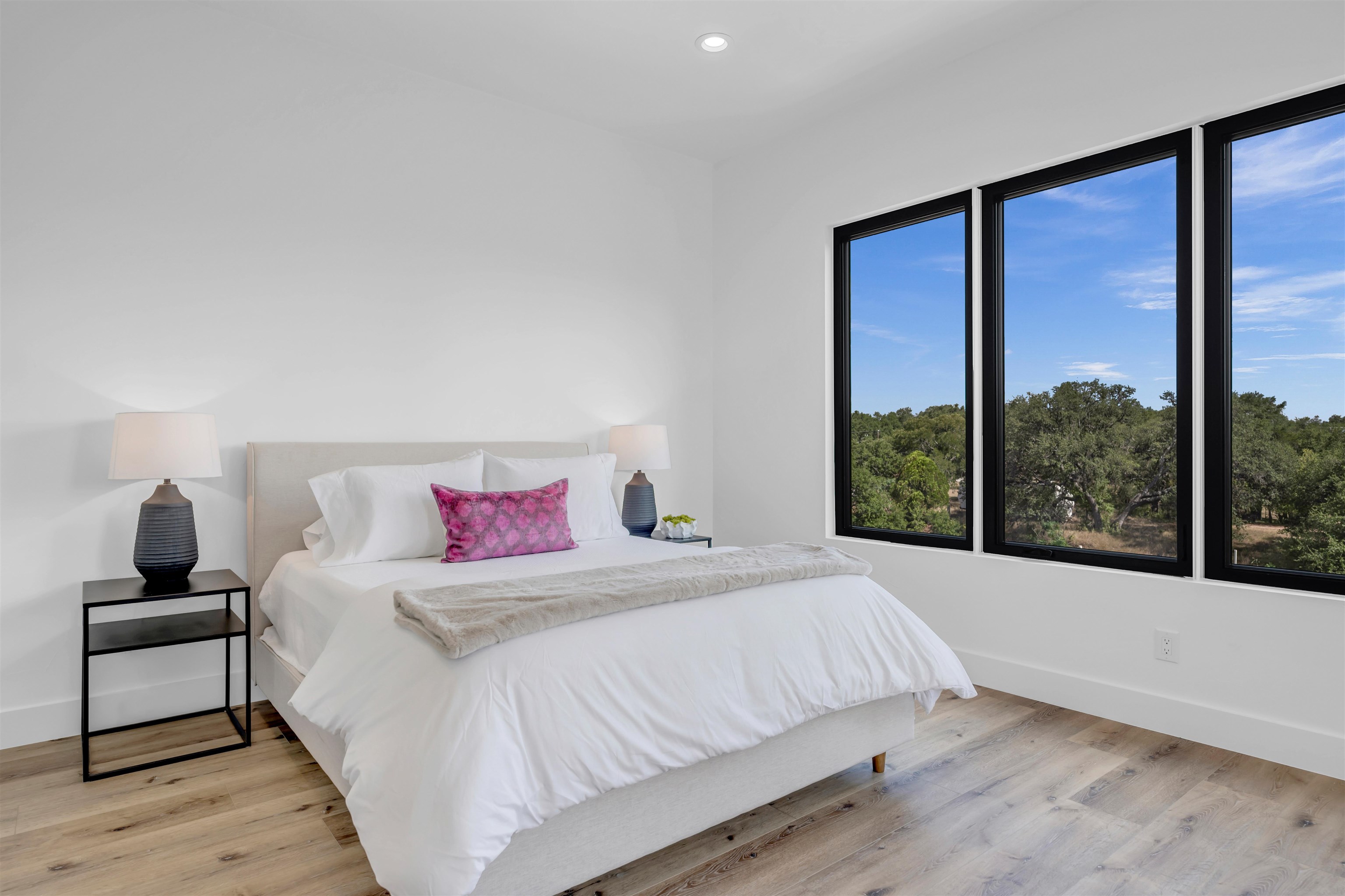 622 Williams Lakeshore