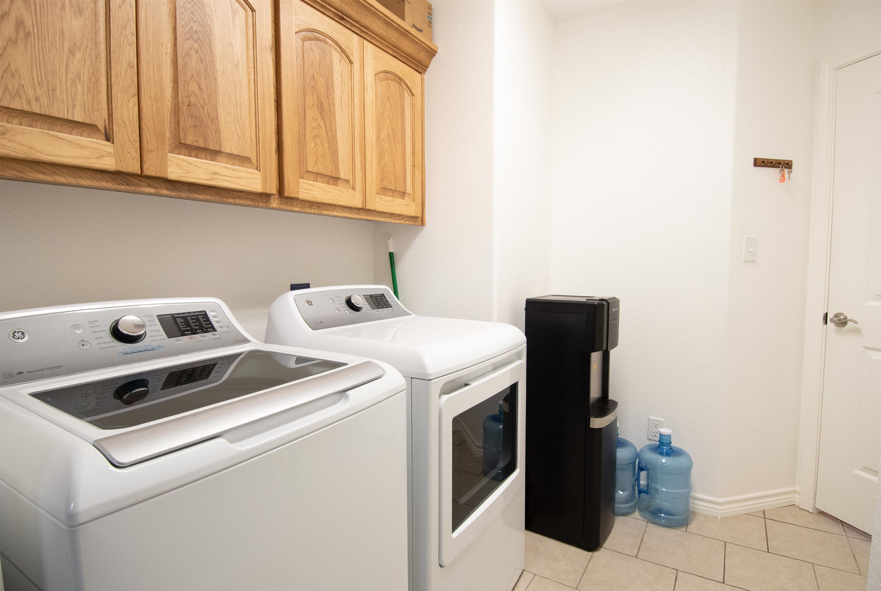 601 E Houston Street