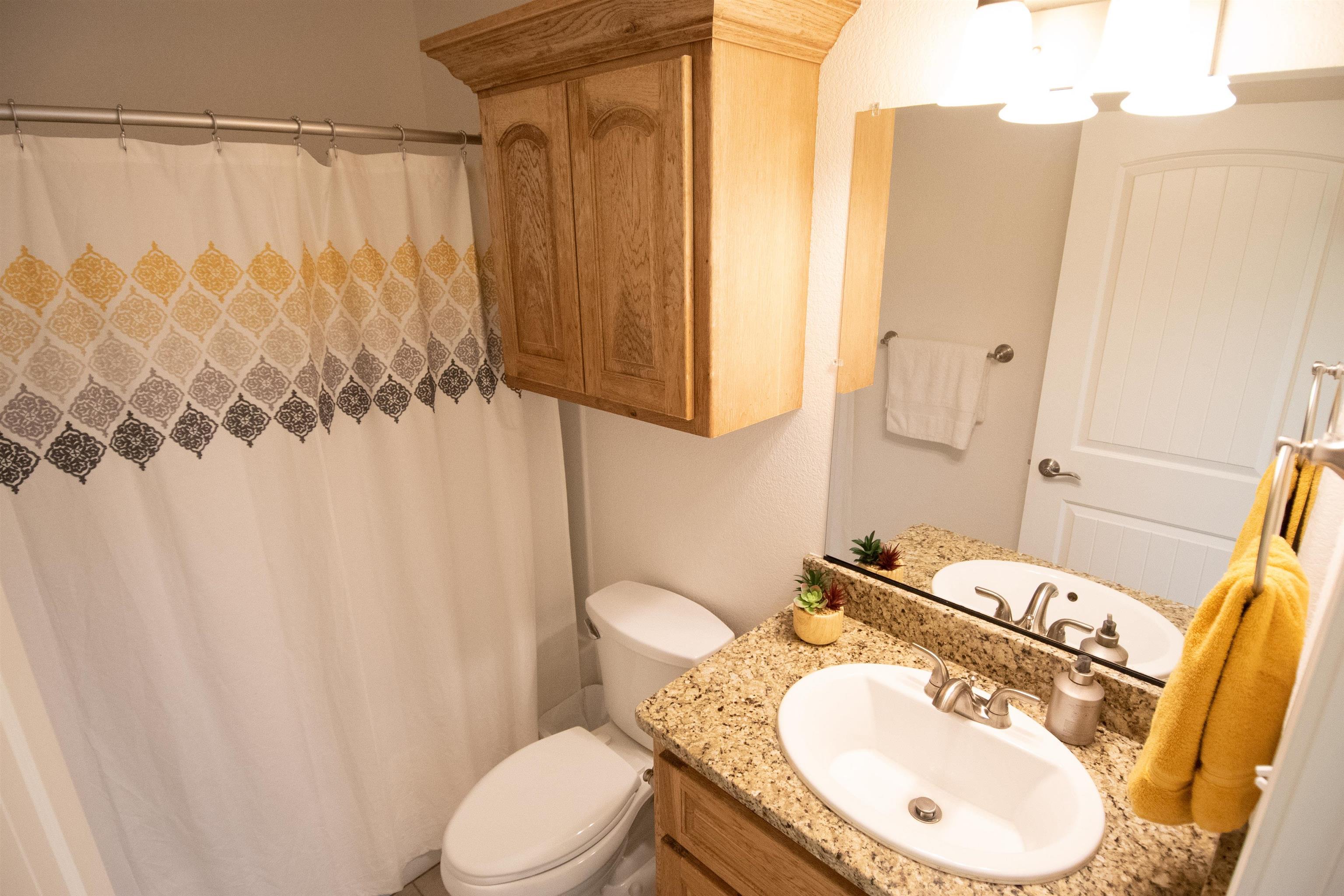 601 E Houston Street