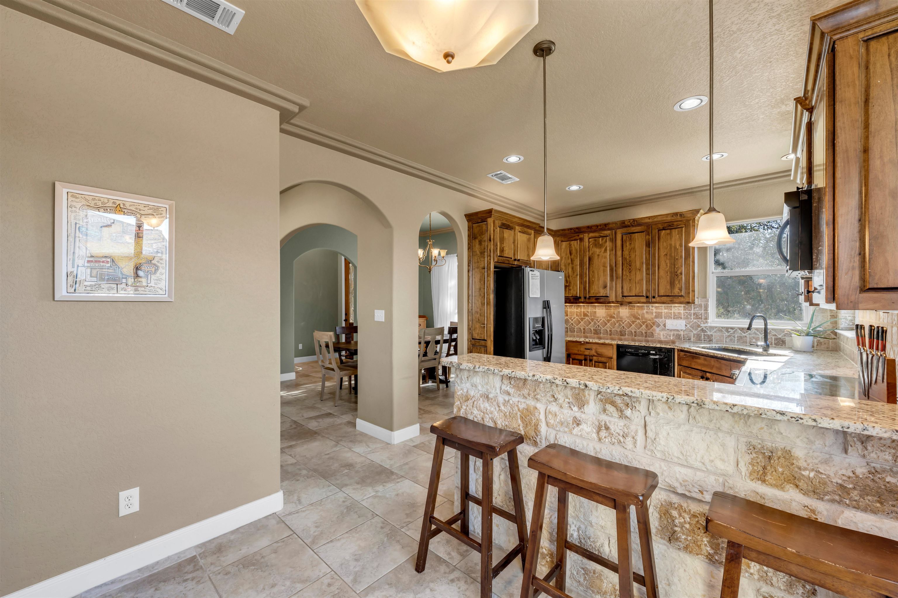 102 Oakwood Drive