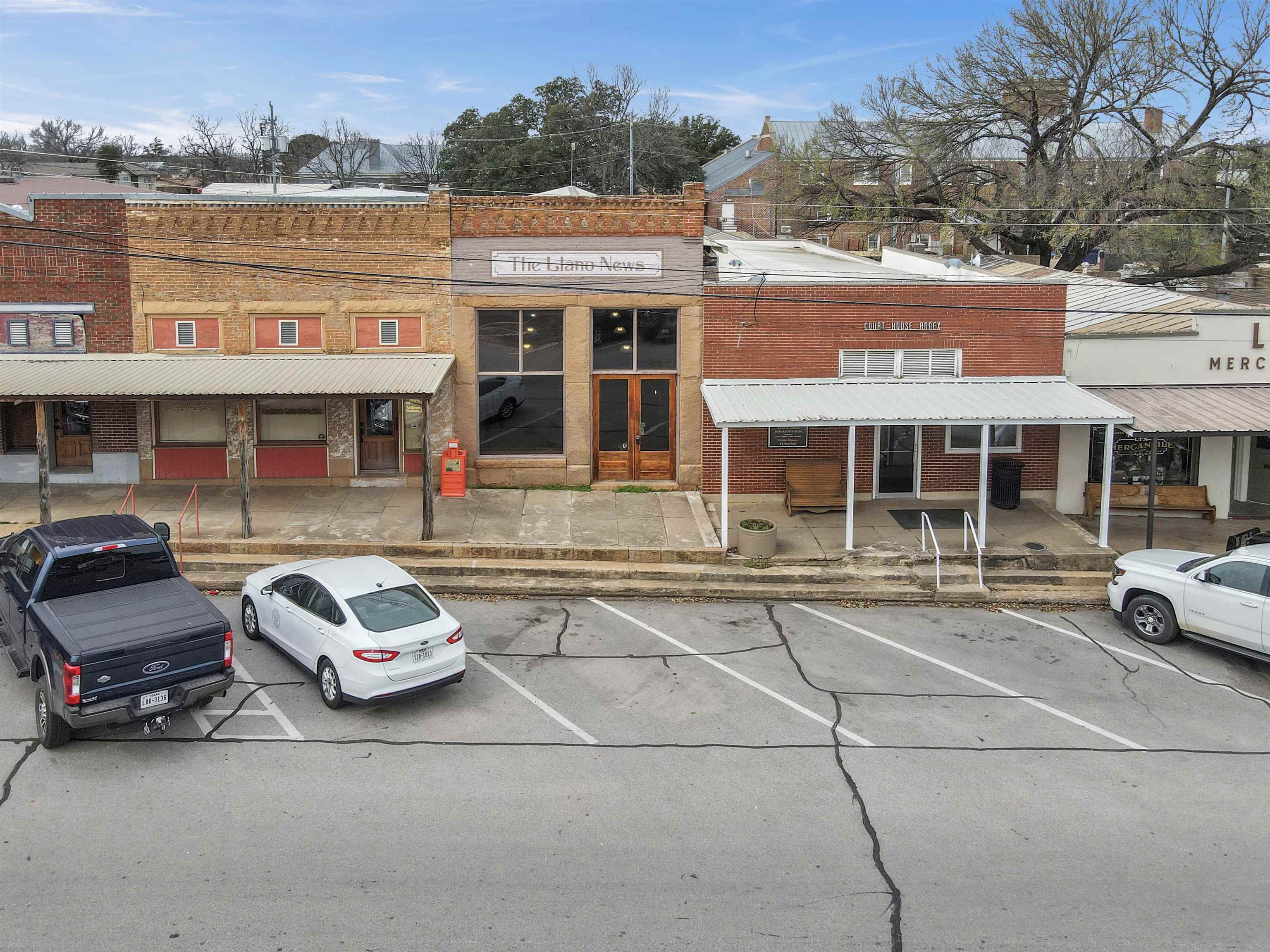 813 Berry Street