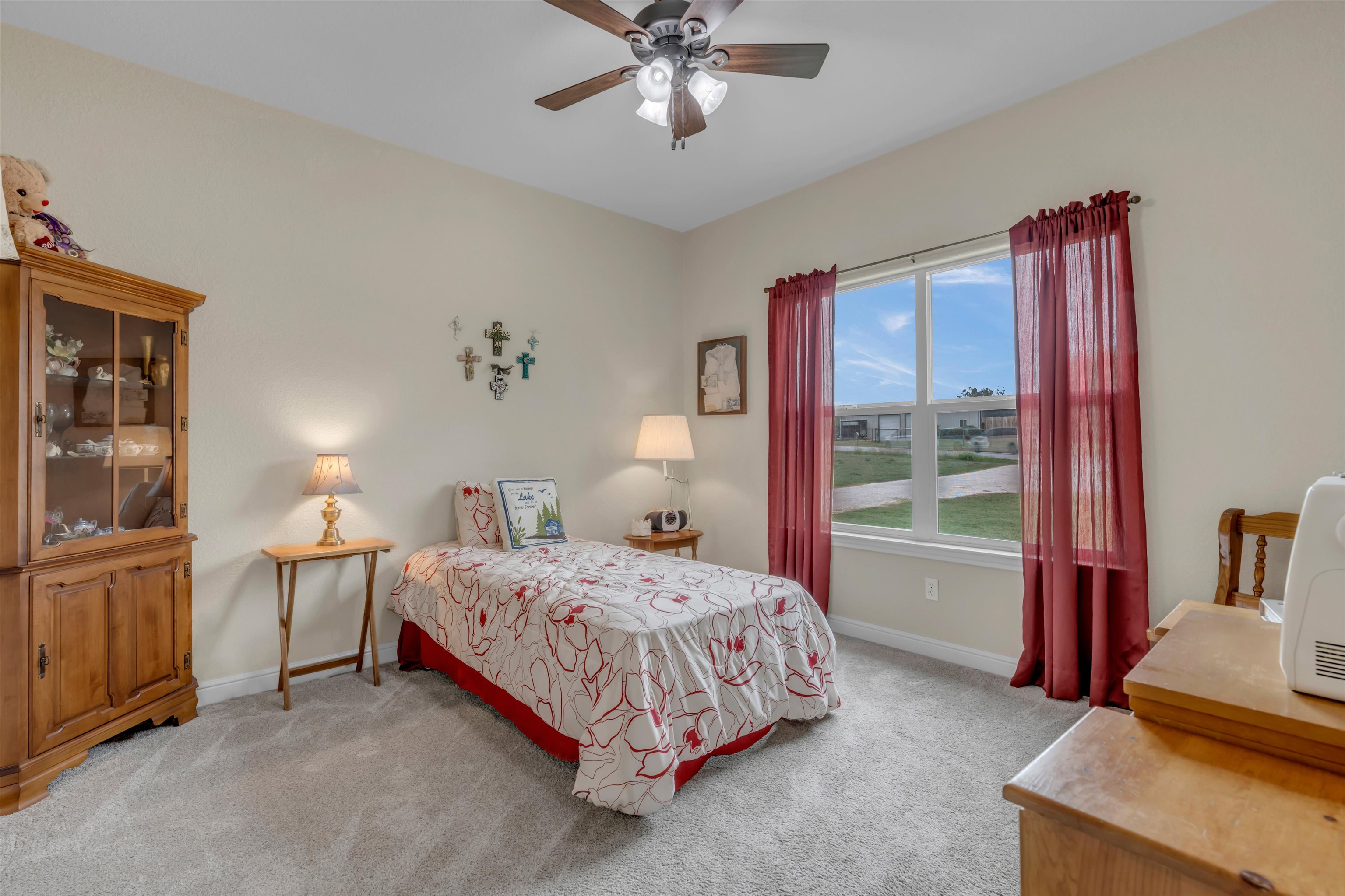 2101 River Oaks Dr.
