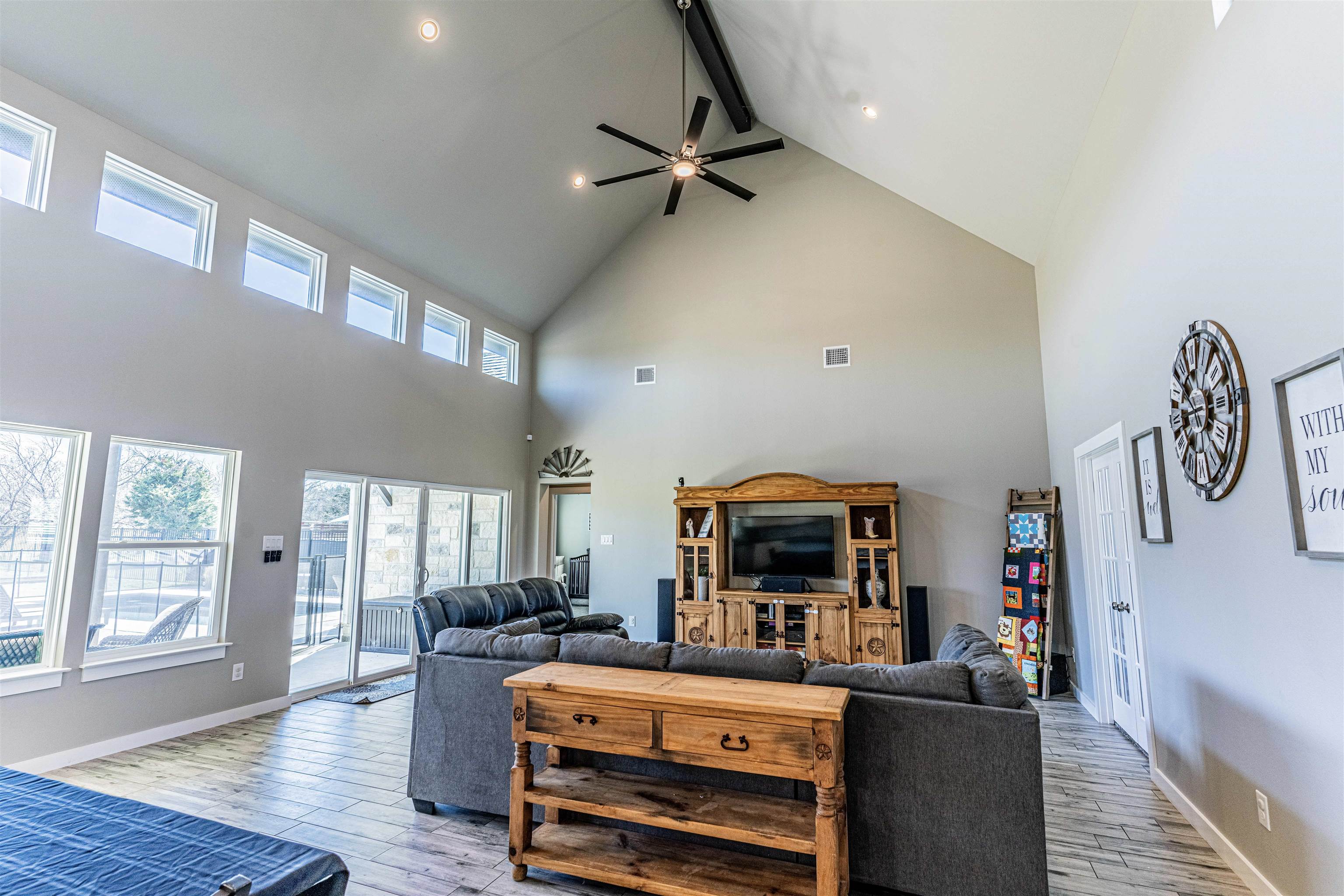 217 Sleepy Oaks Drive