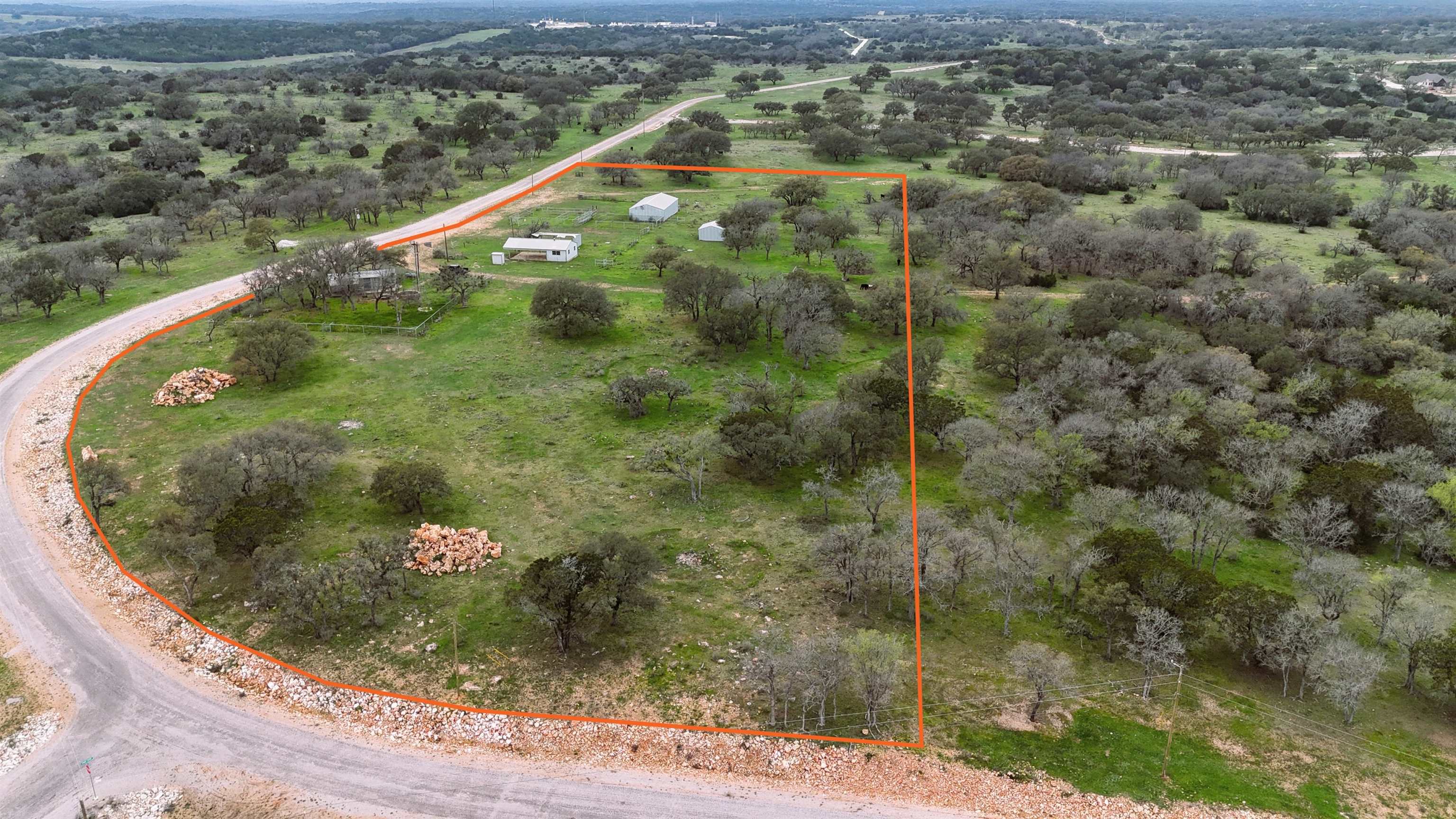 000 Rocky Hollow, Lot 100