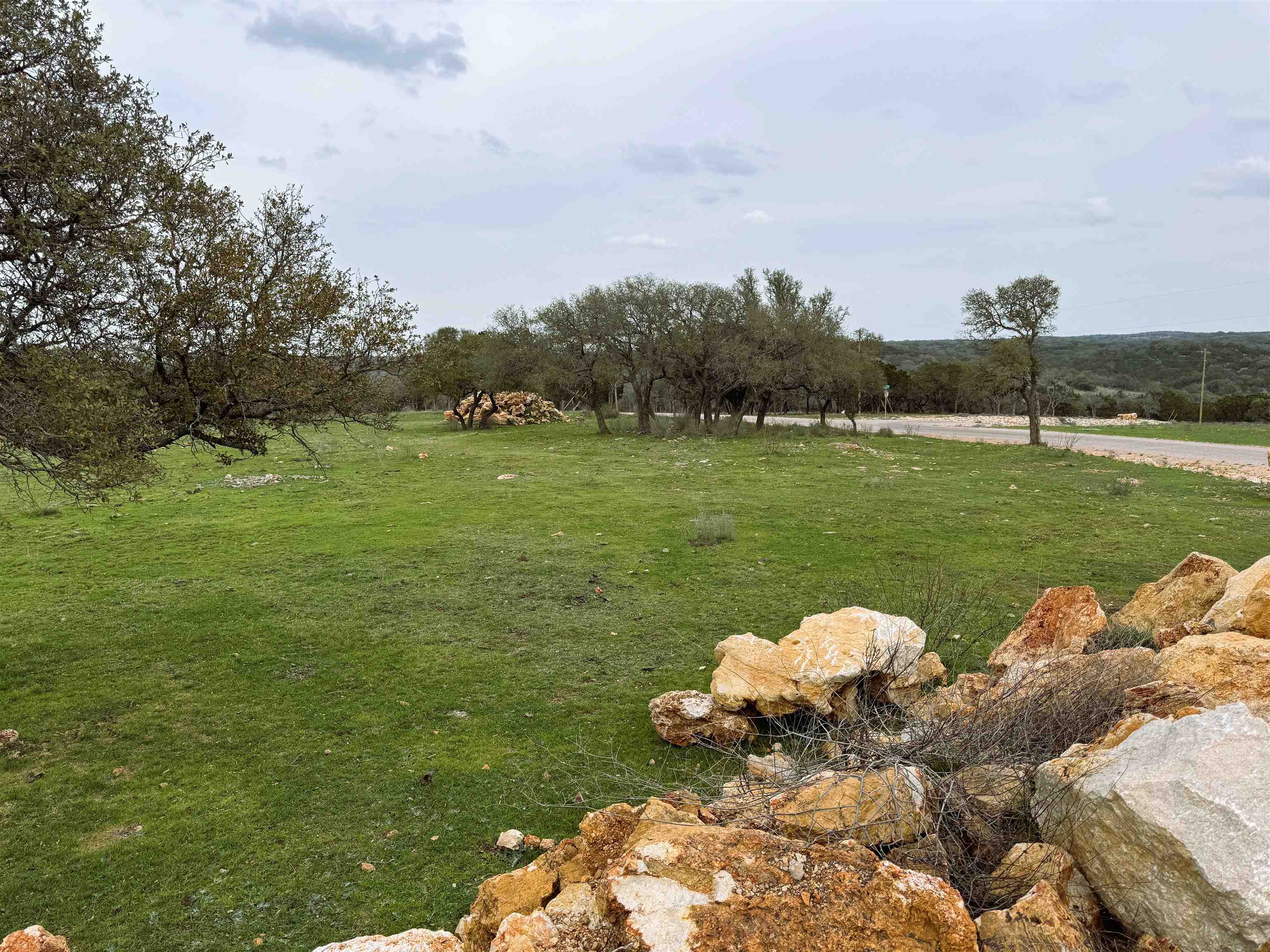 000 Rocky Hollow, Lot 100