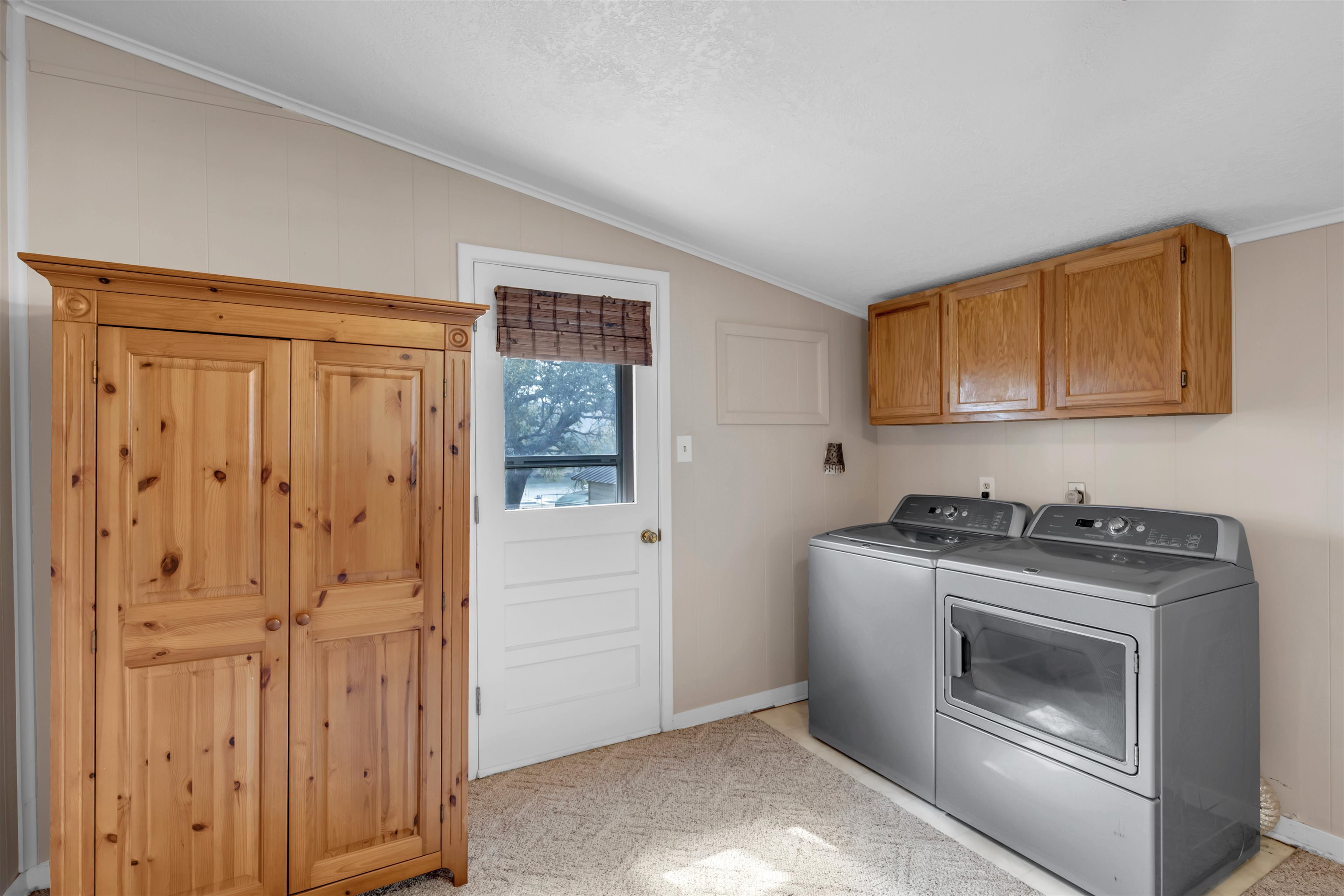 4302 River Oaks Drive