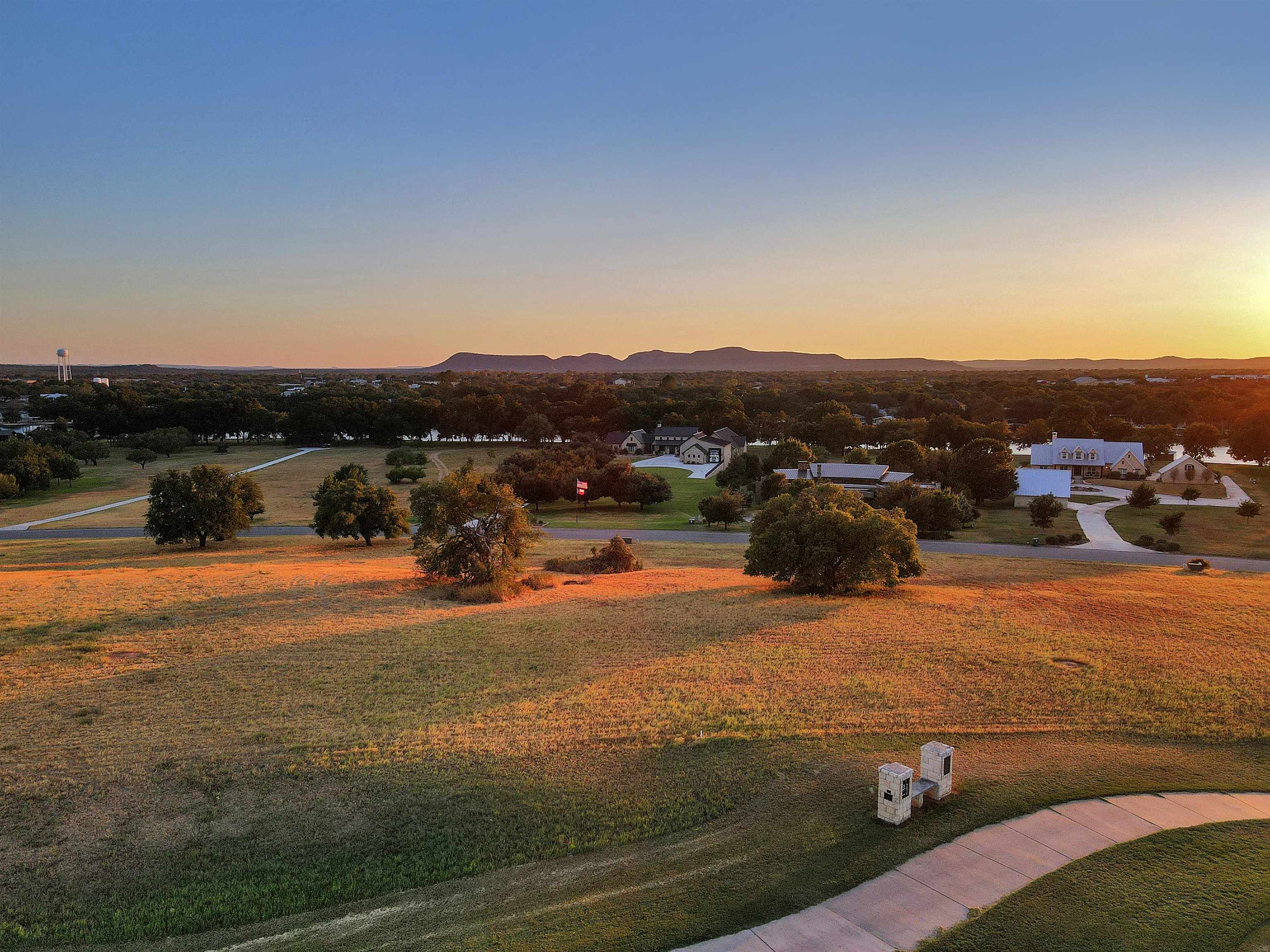 1910 Legends Parkway