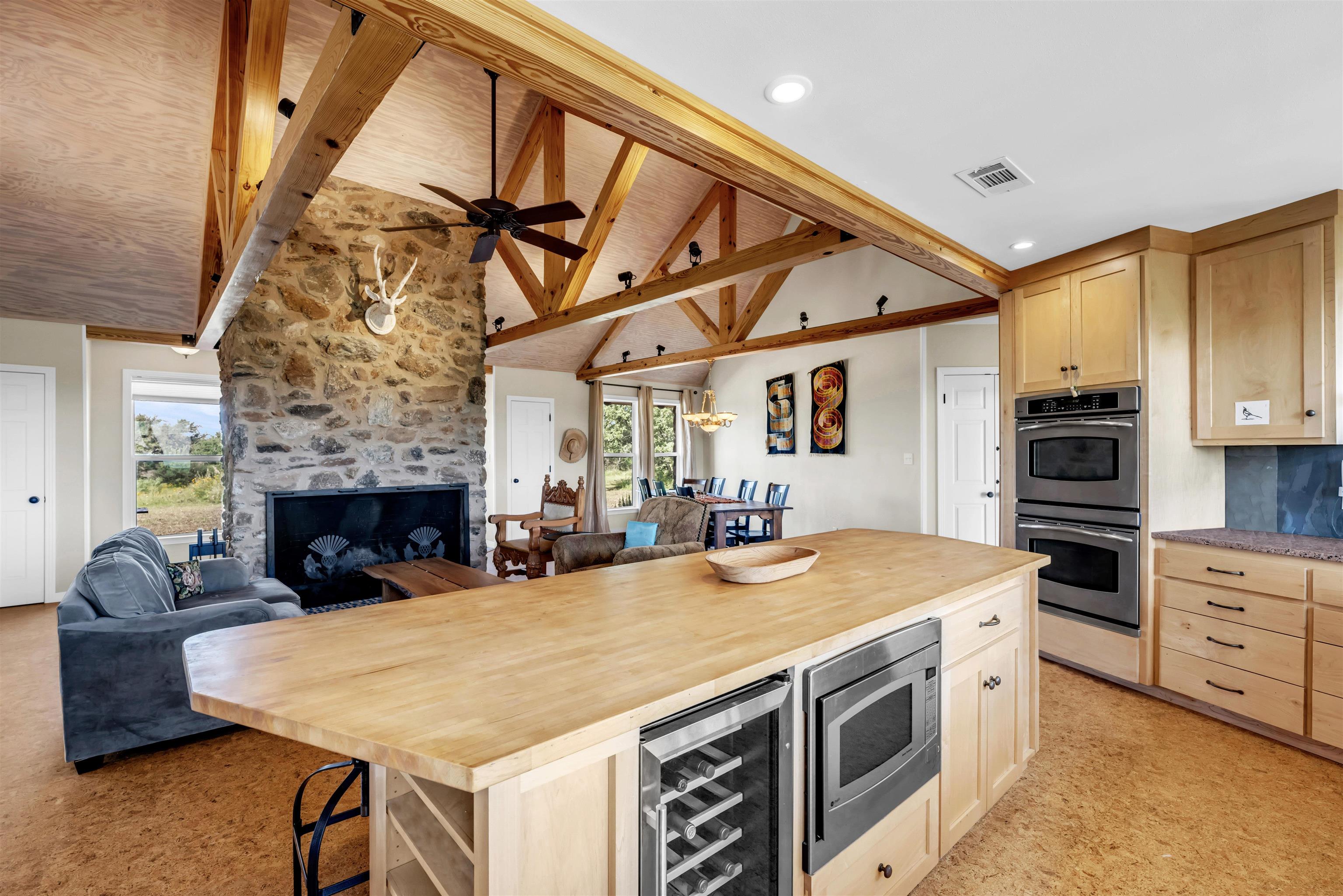 113 Oak Mountain Circle