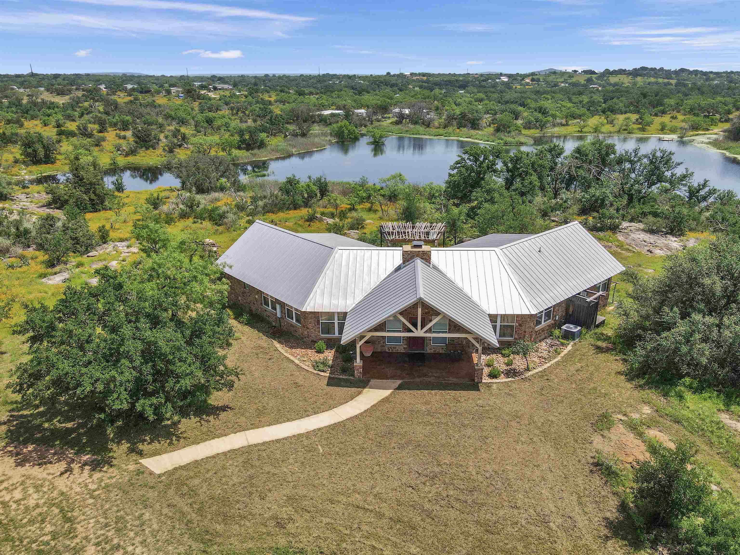 113 Oak Mountain Circle