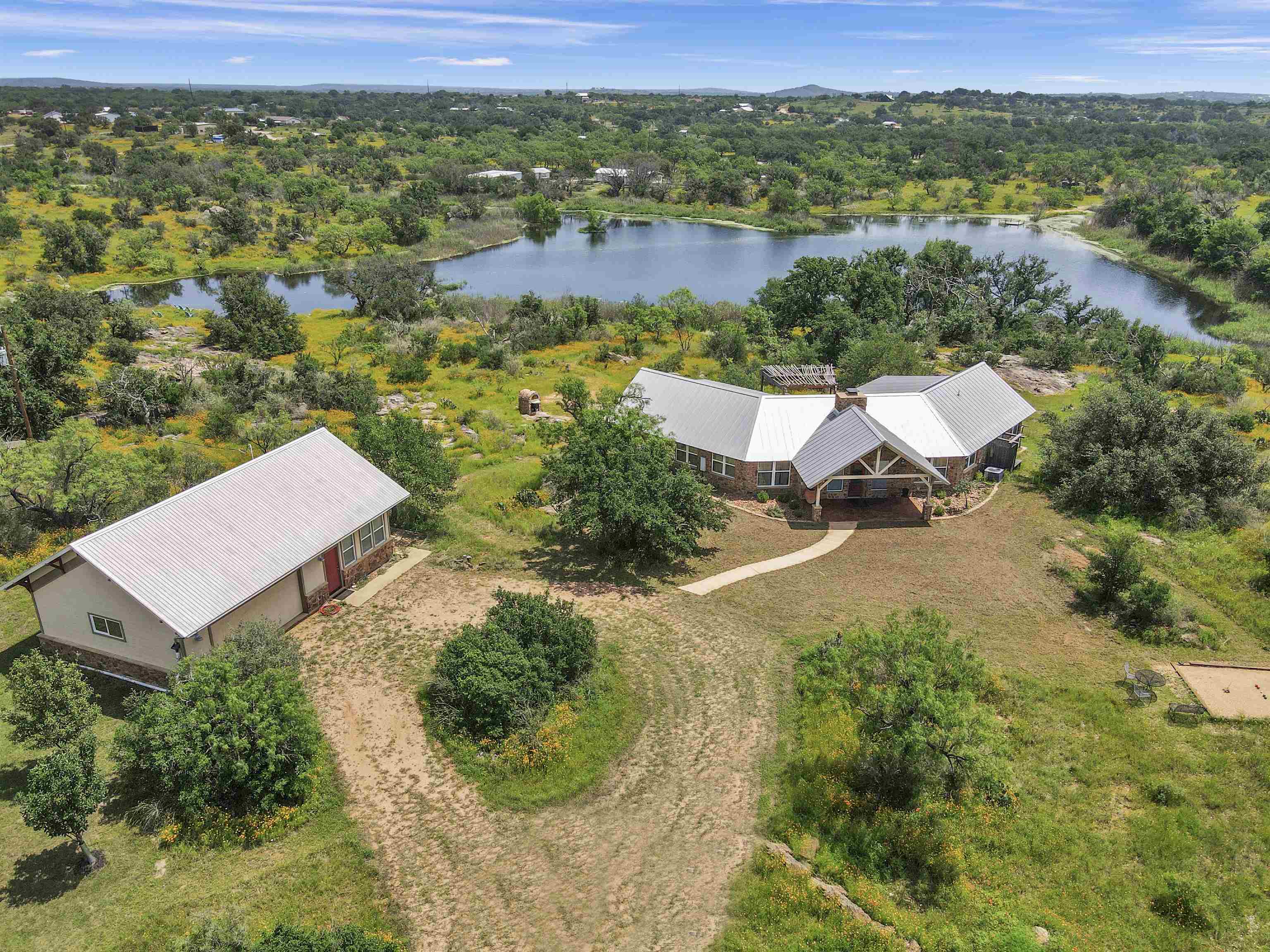 113 Oak Mountain Circle