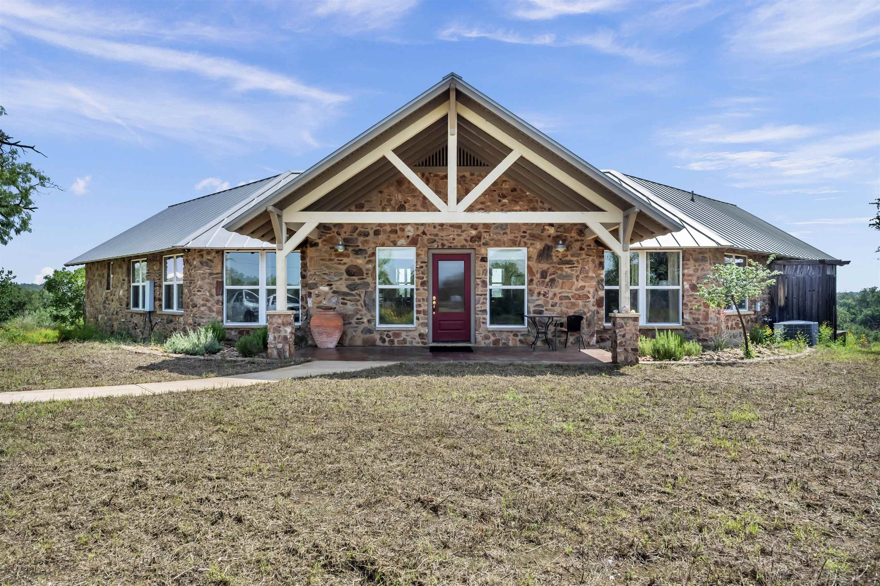 113 Oak Mountain Circle