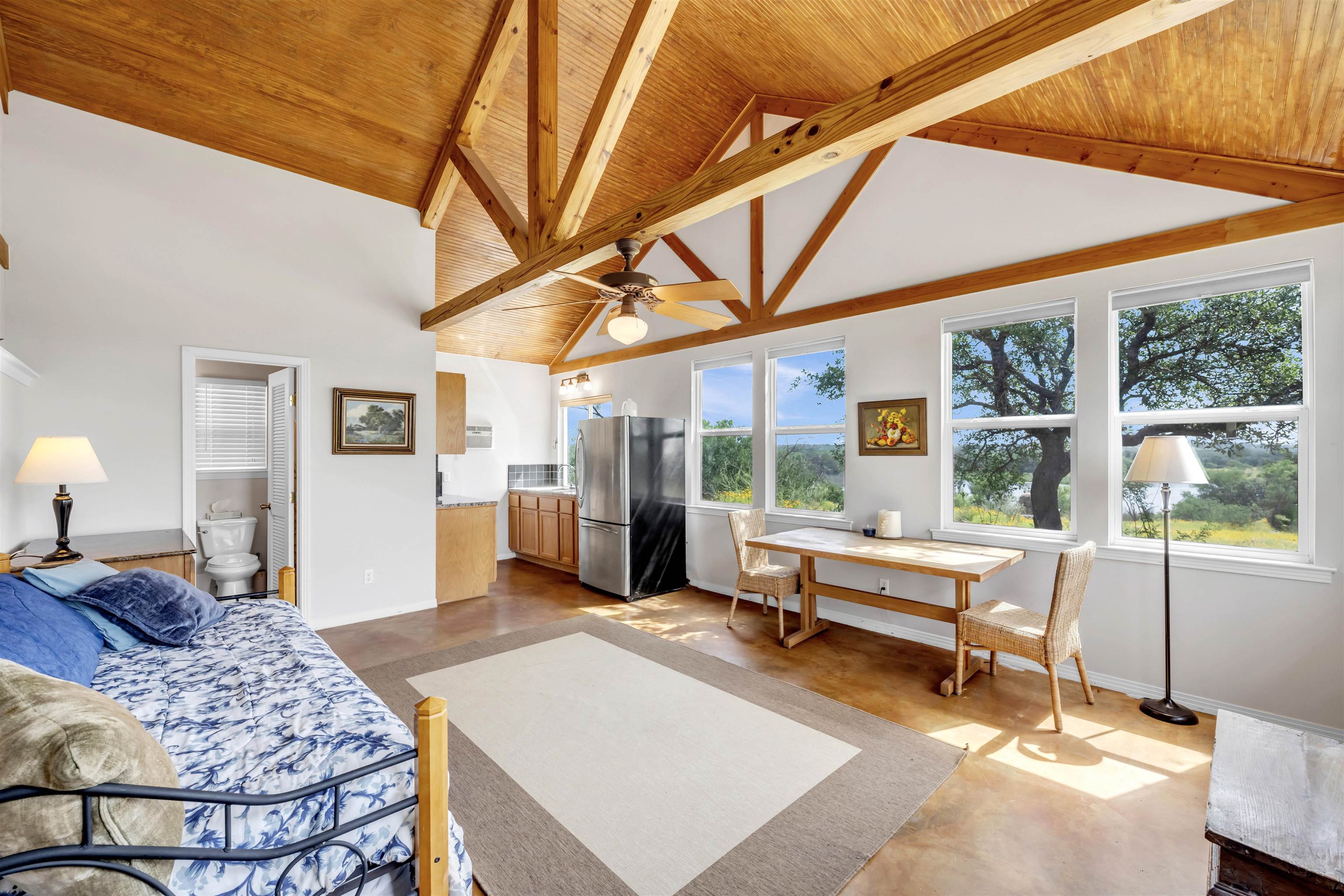 113 Oak Mountain Circle