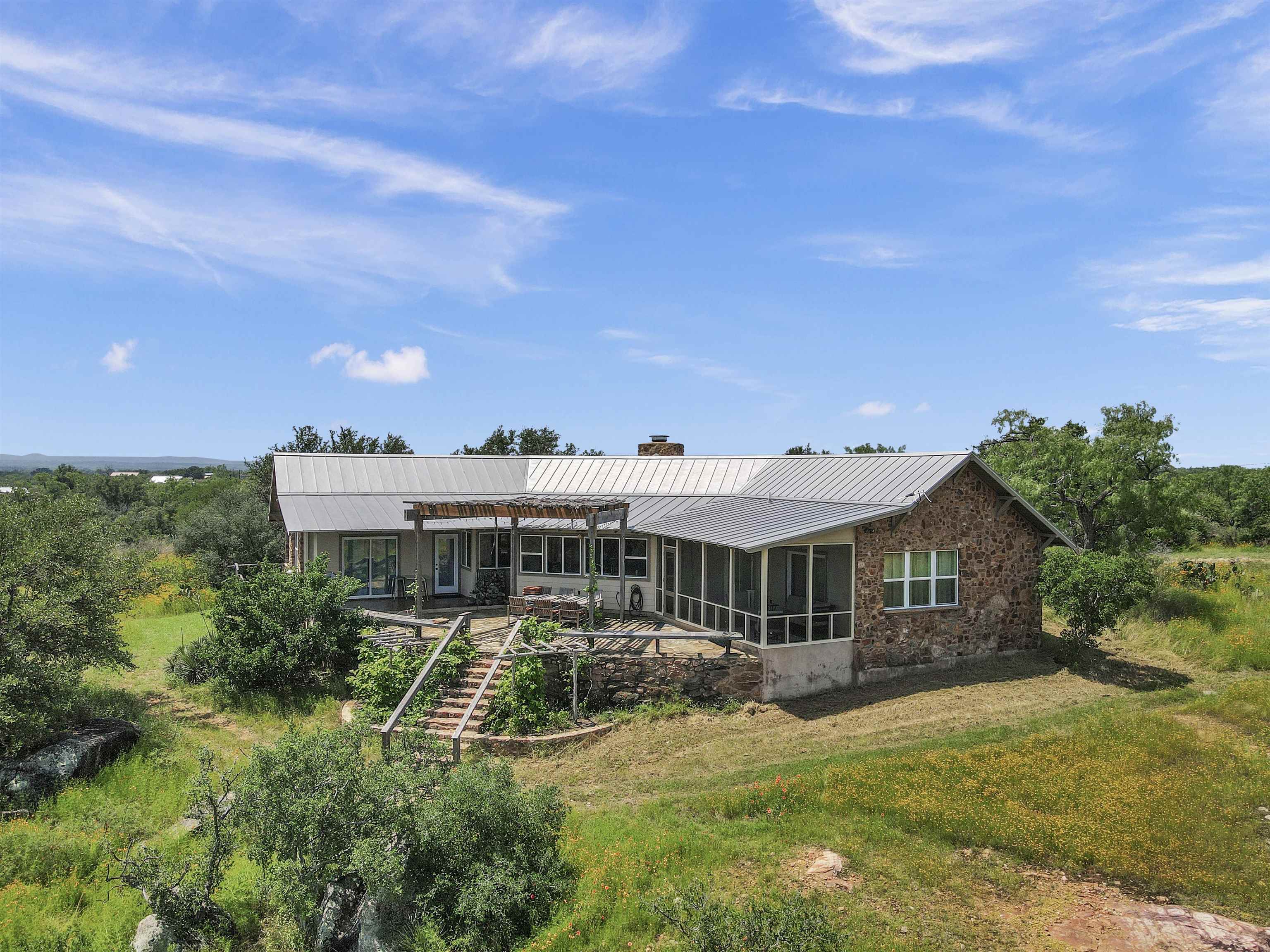 113 Oak Mountain Circle
