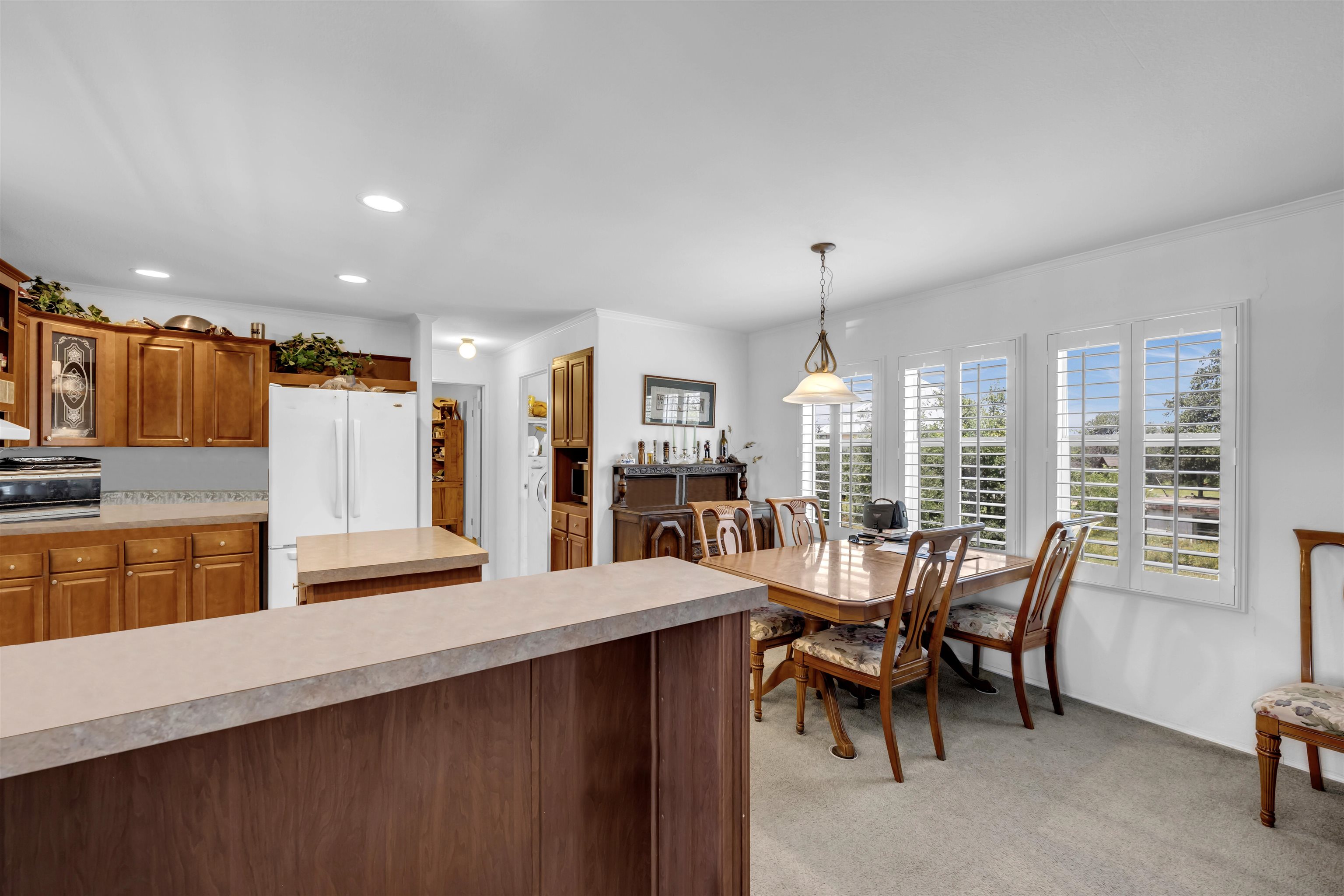 385 Old Spanish Trail