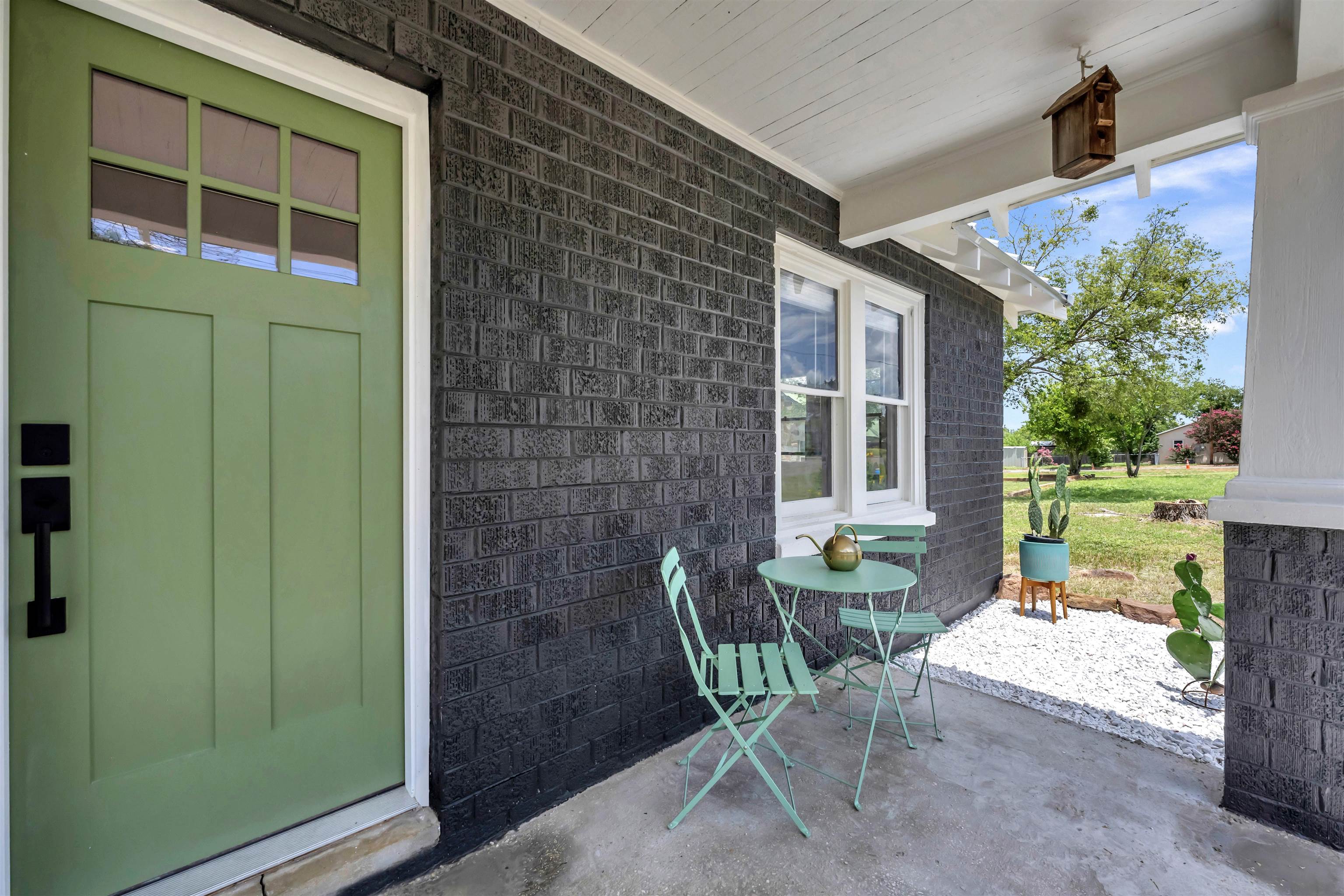 611 E Wallace Street