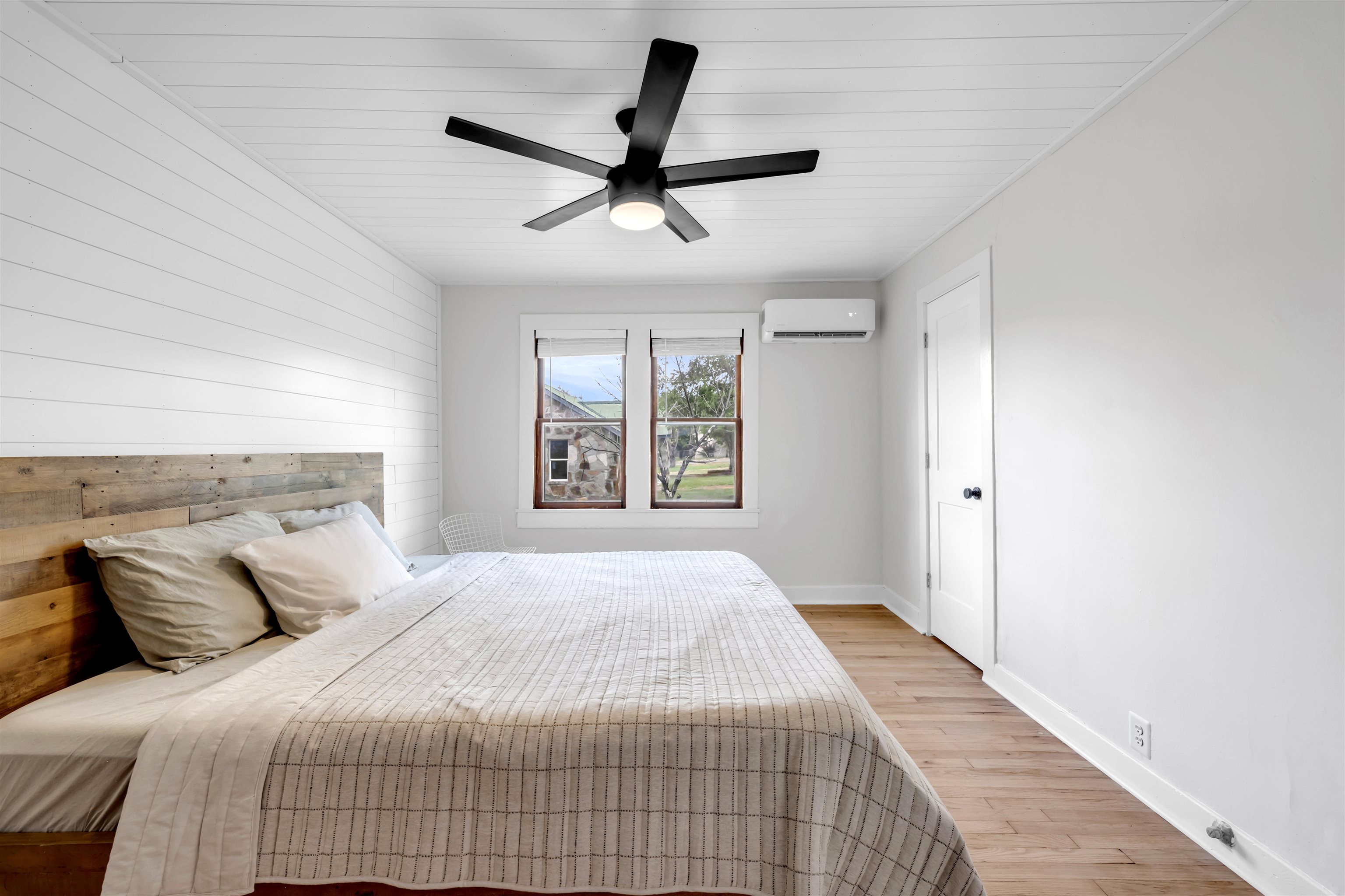 611 E Wallace Street