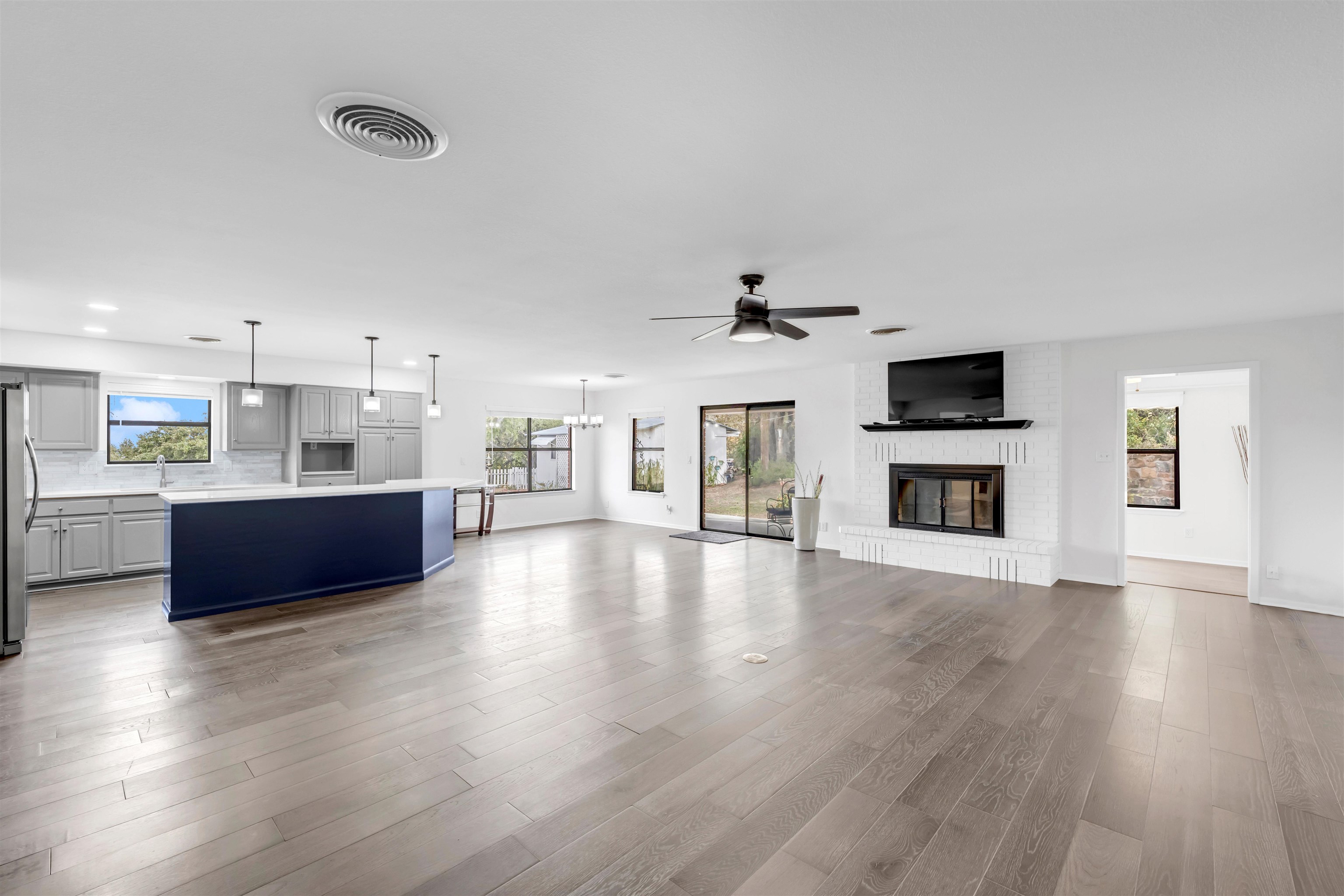 335 Lake Drive