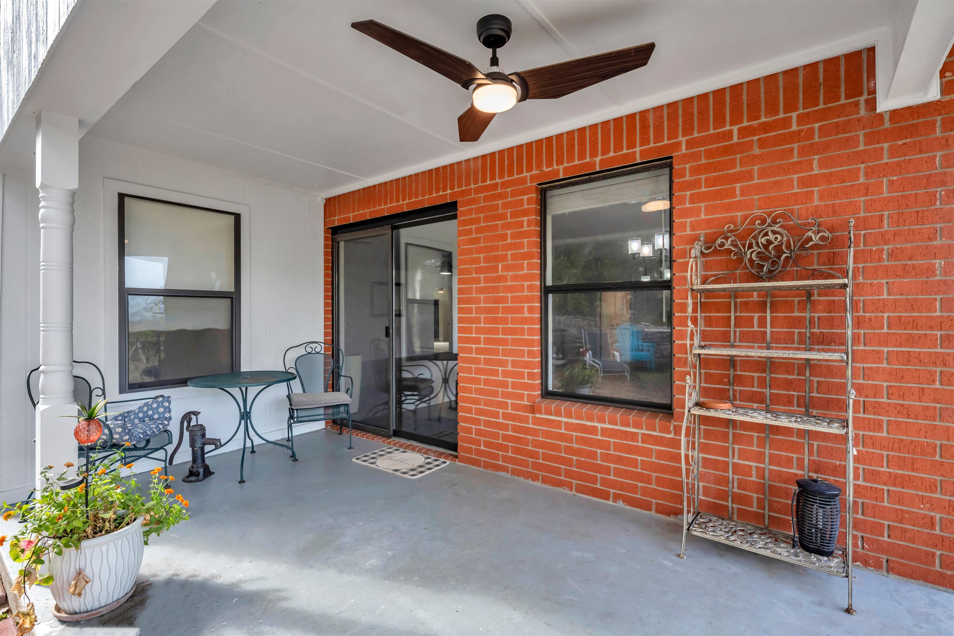 335 Lake Drive