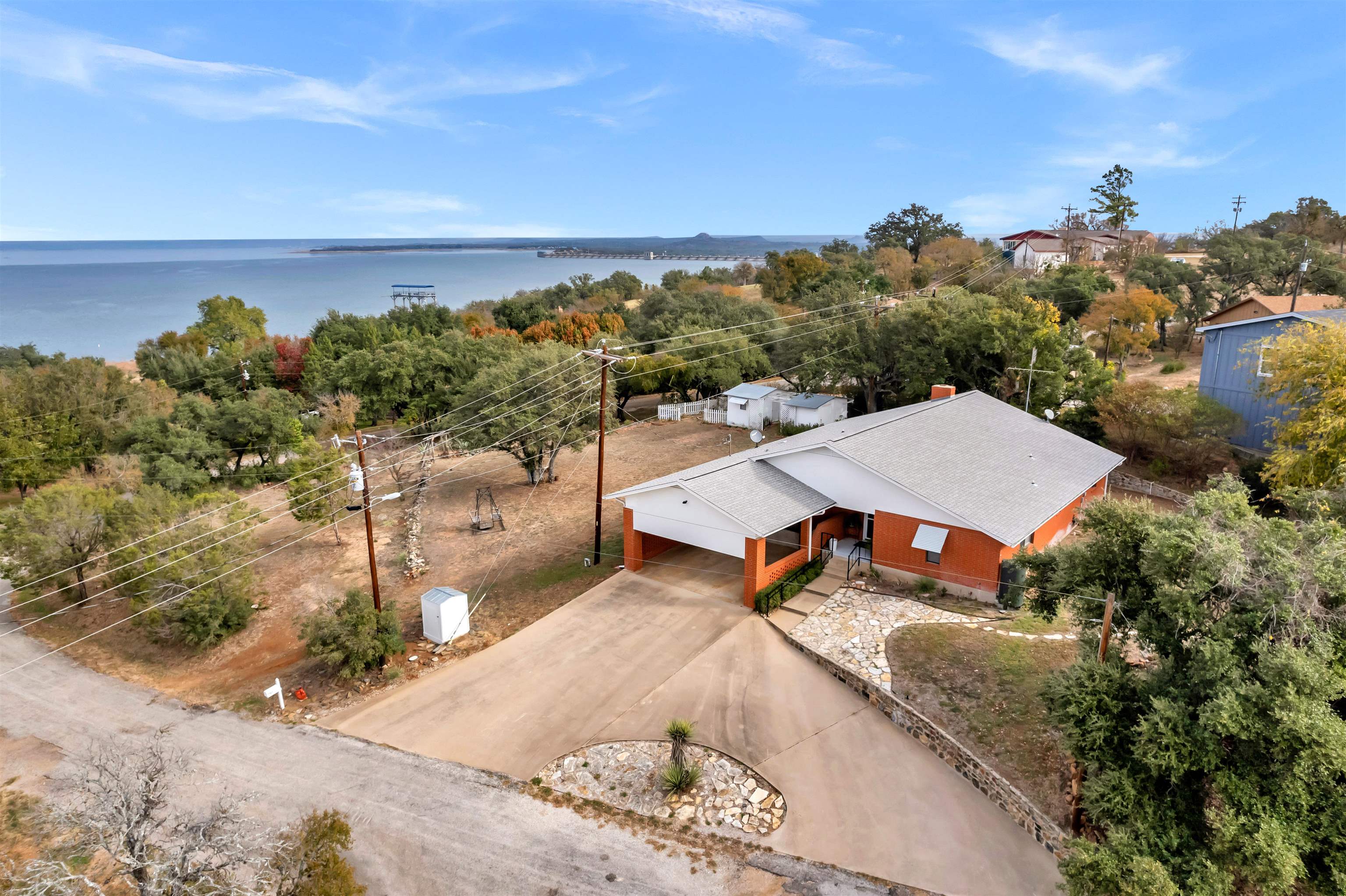 335 Lake Drive