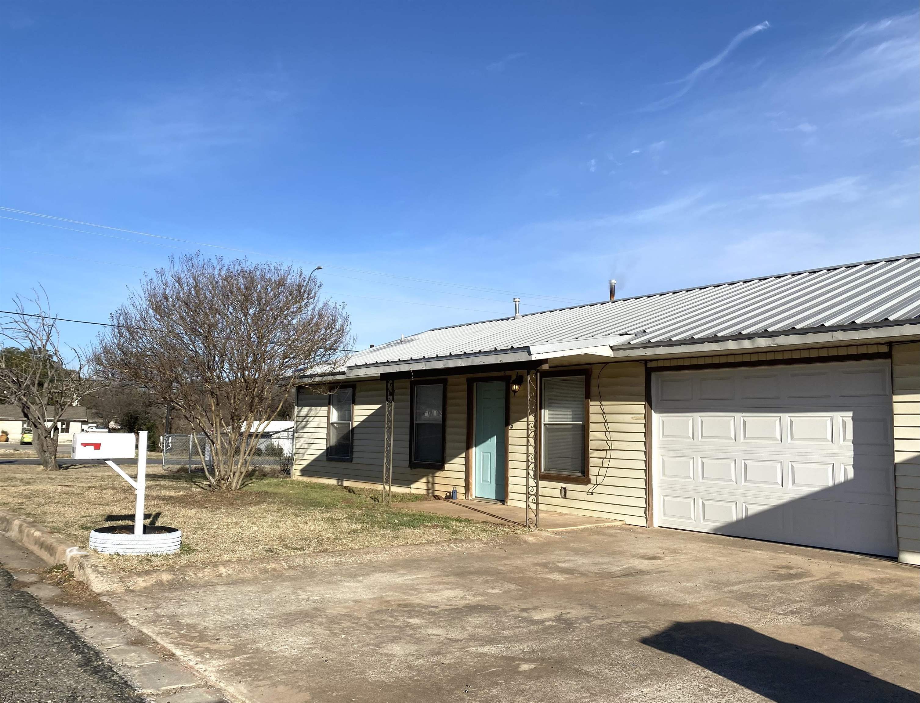 101 E Granite Street