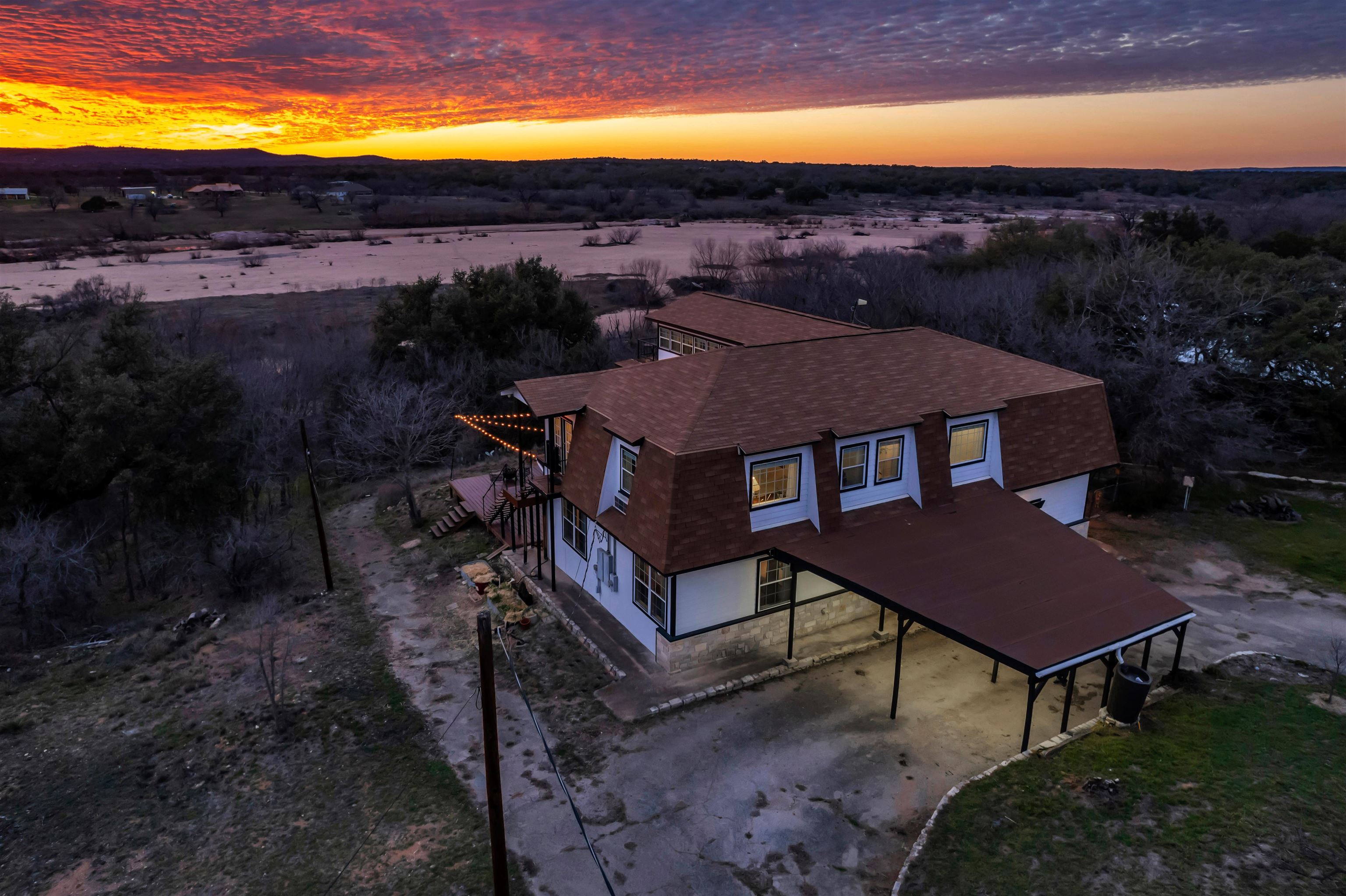 7036 River Oaks Drive