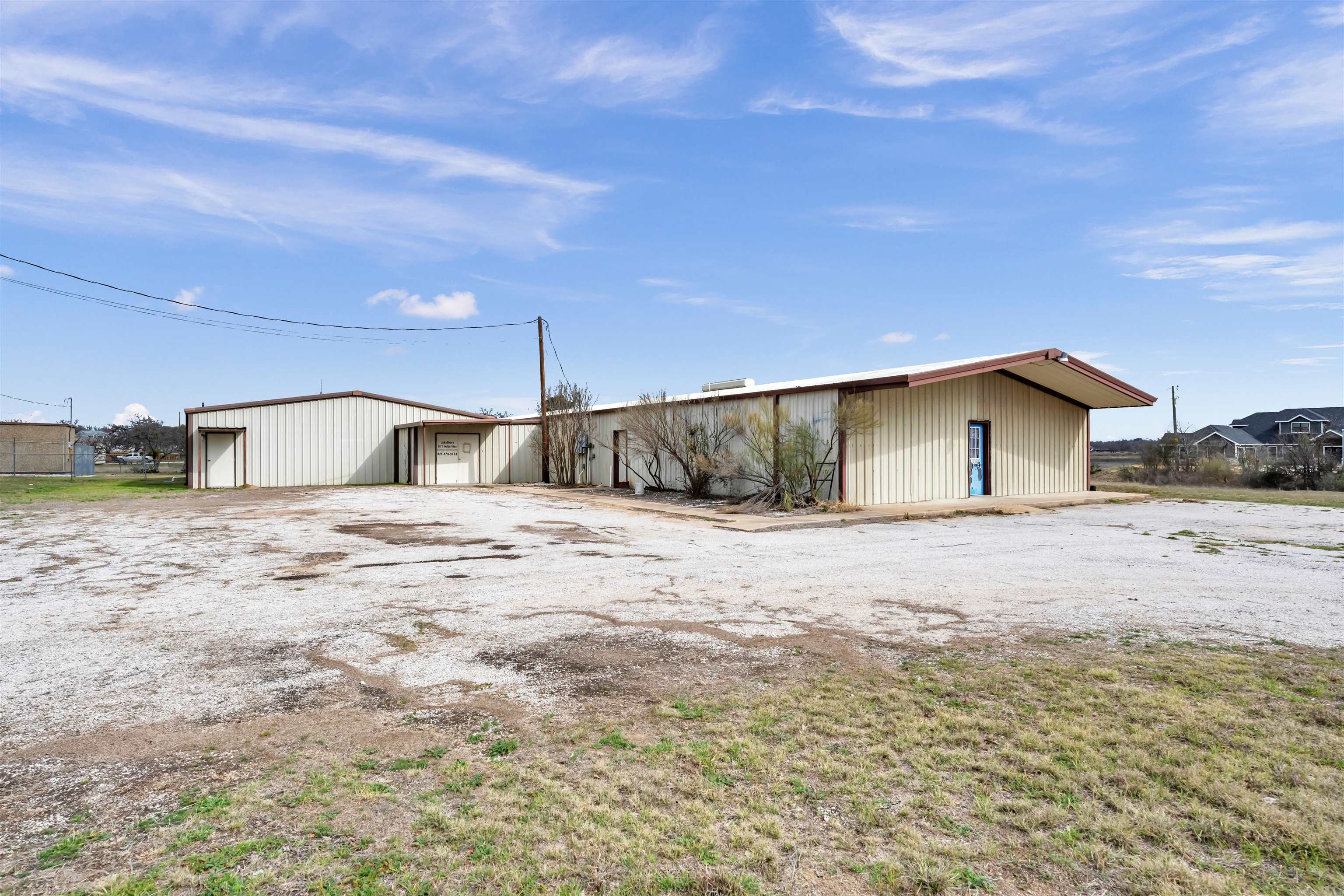 7330 Hwy 261