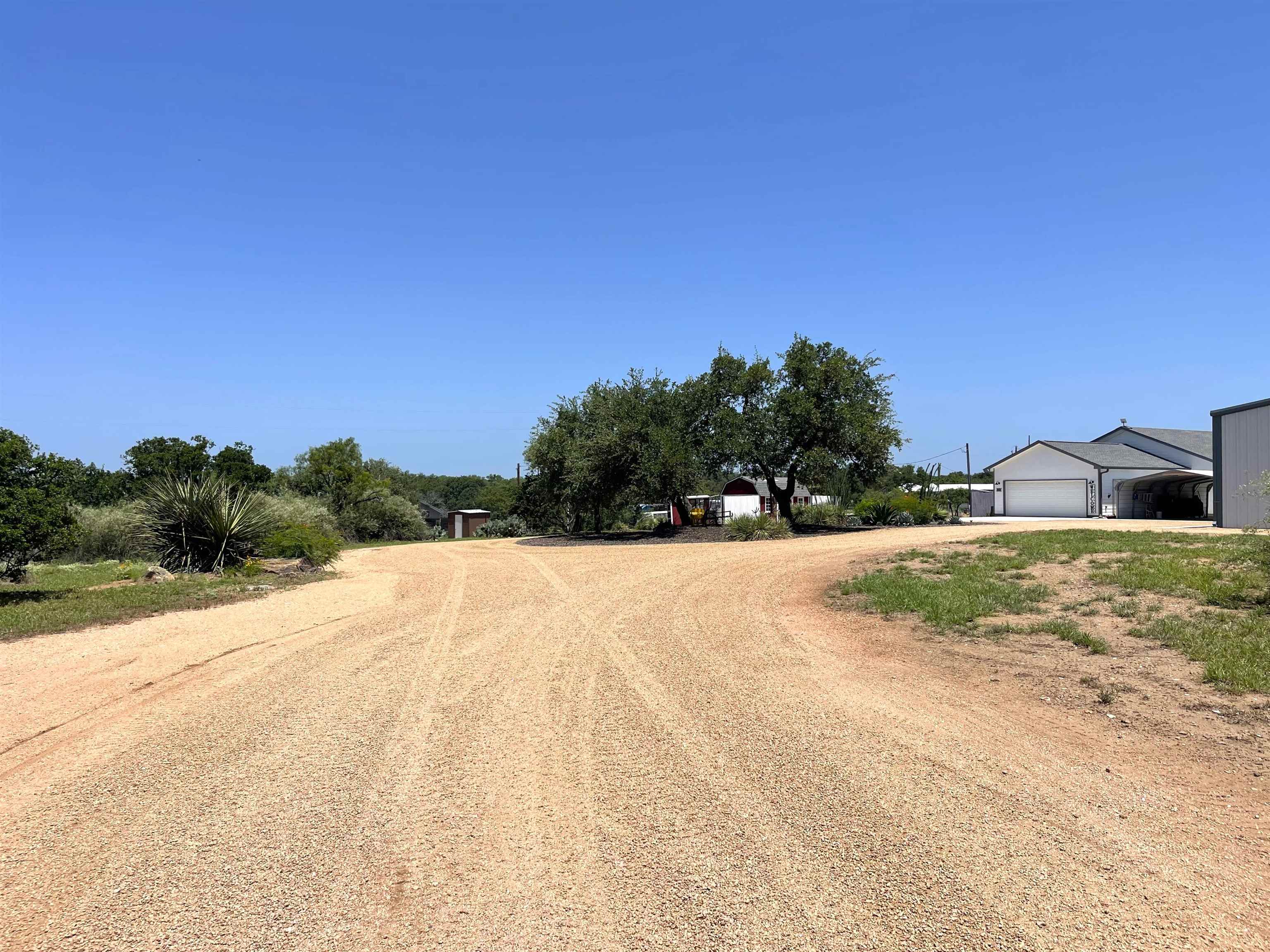 202 W Rio Drive