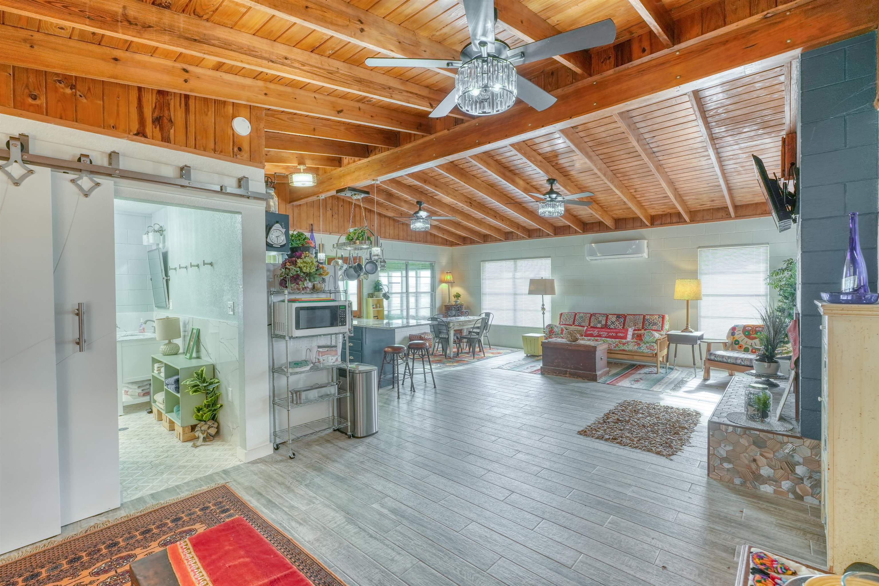 610 Cedar