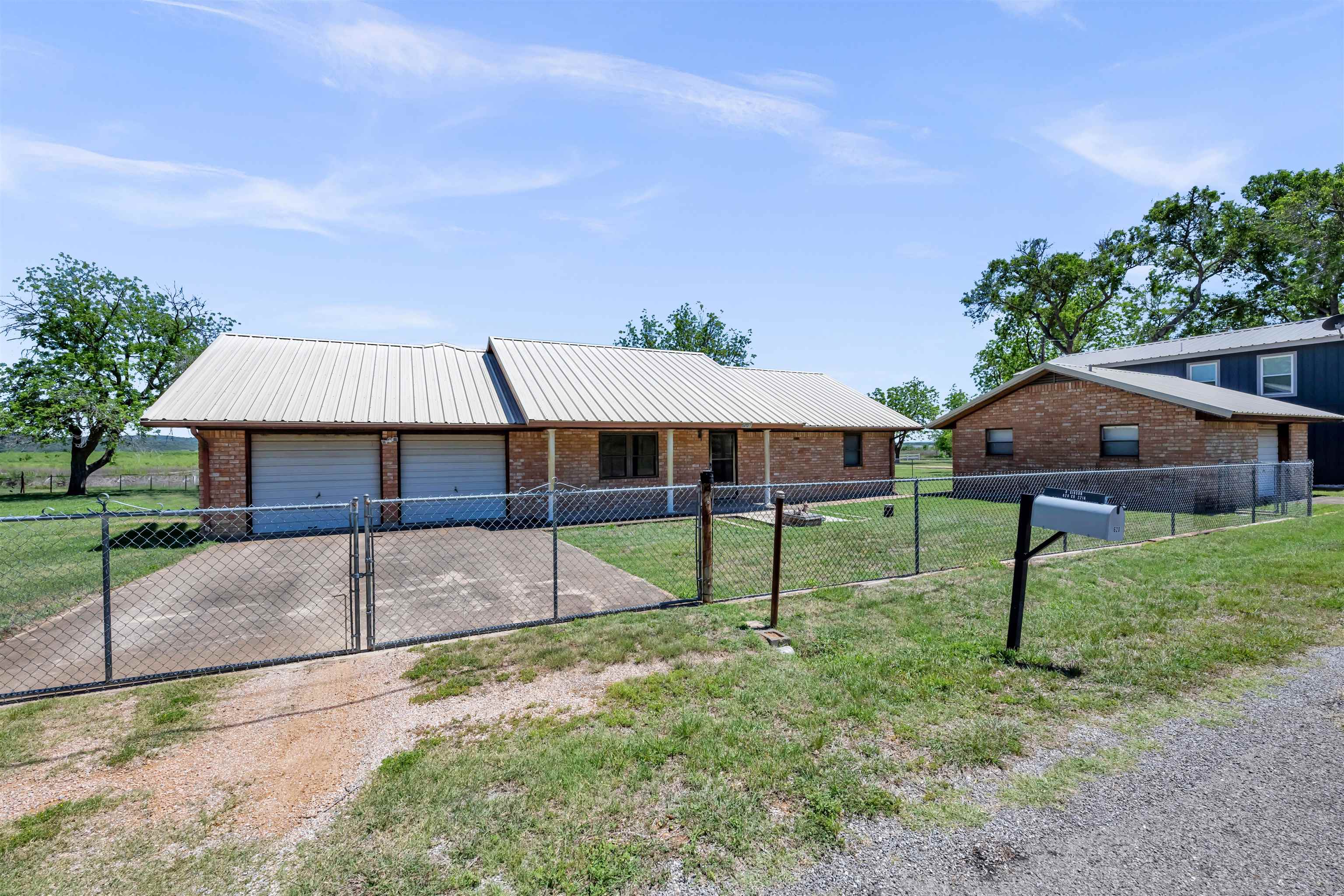 620 County Road 221A
