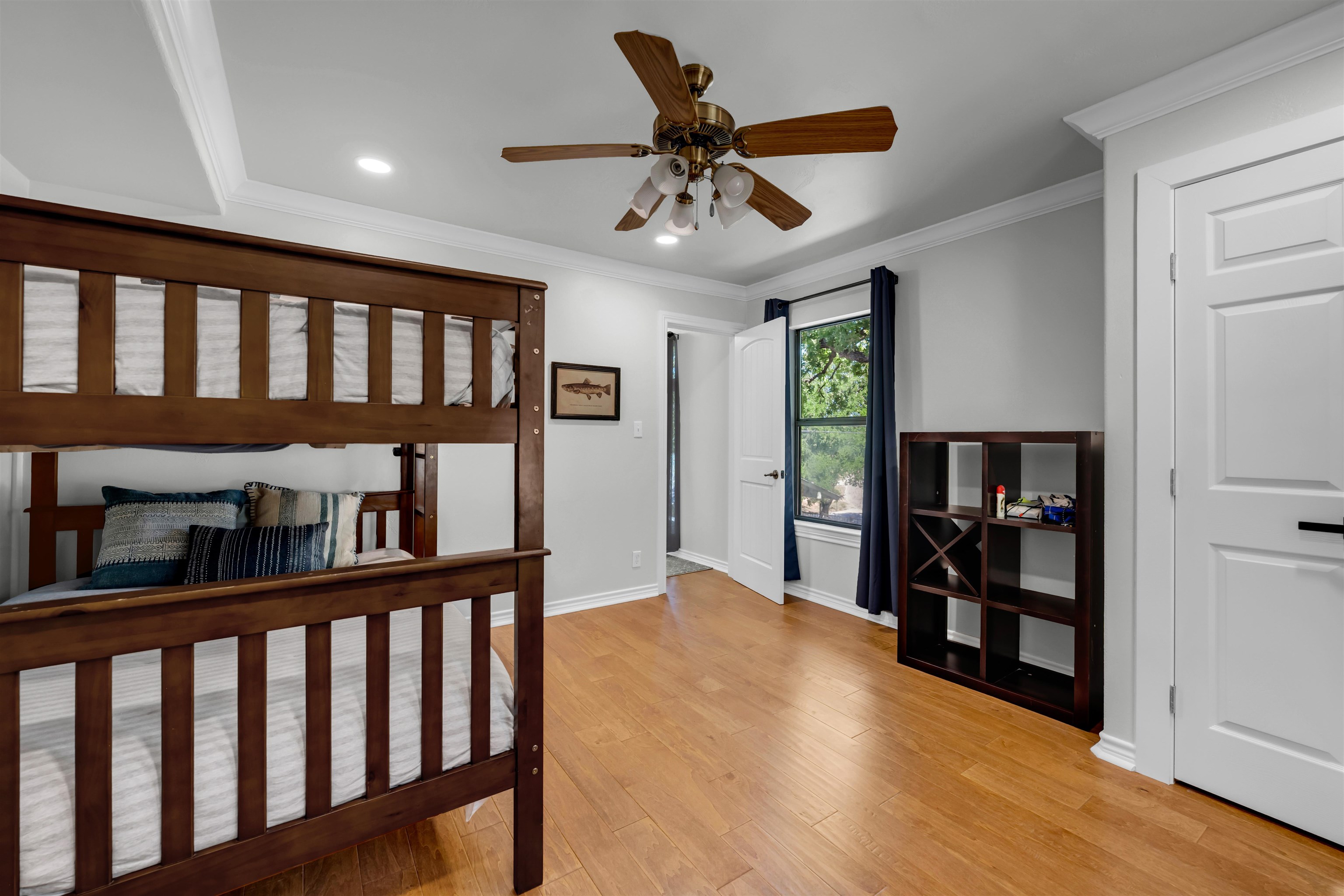 206 S Chaparral