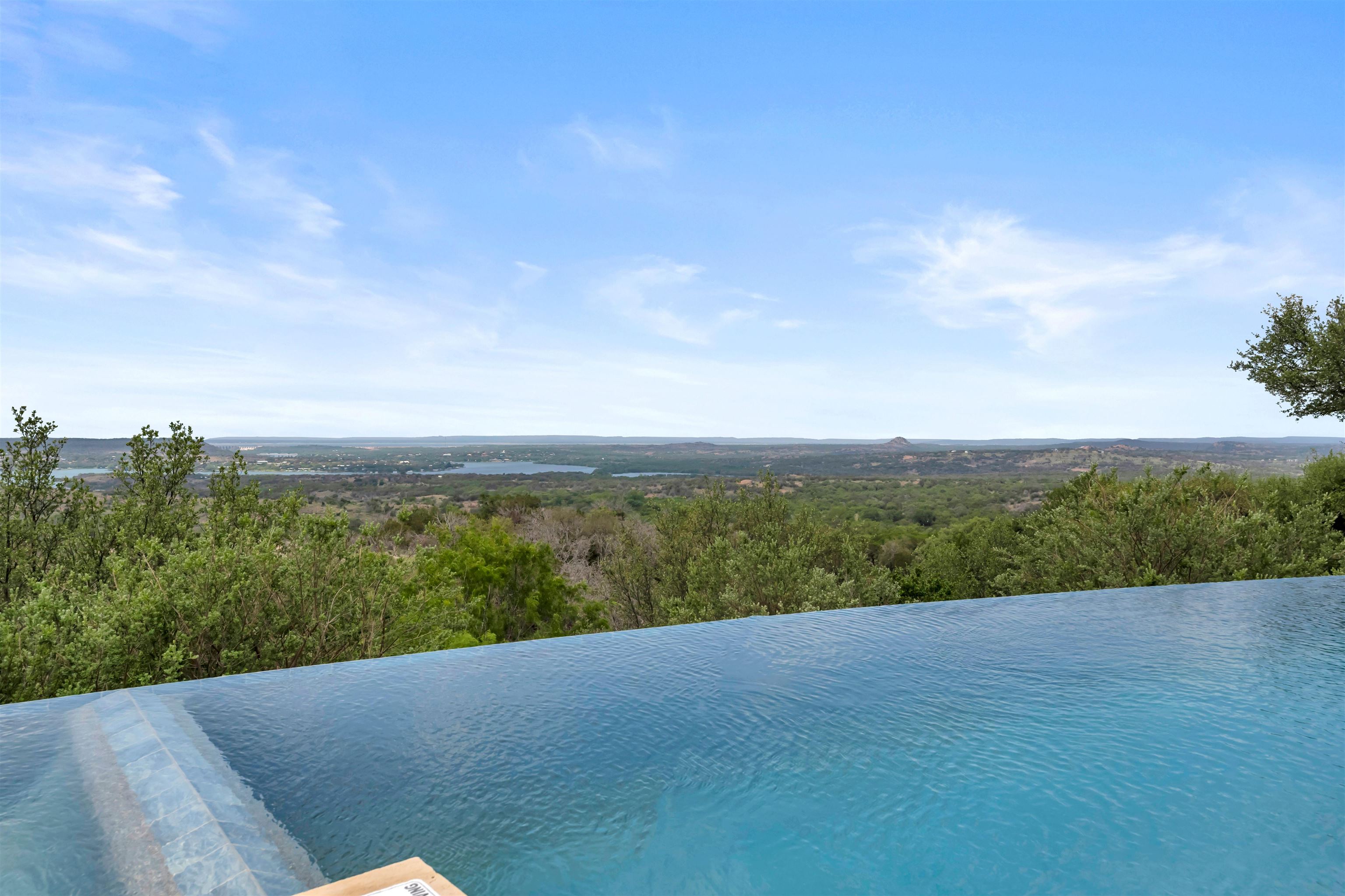 206 Vista Hermosa