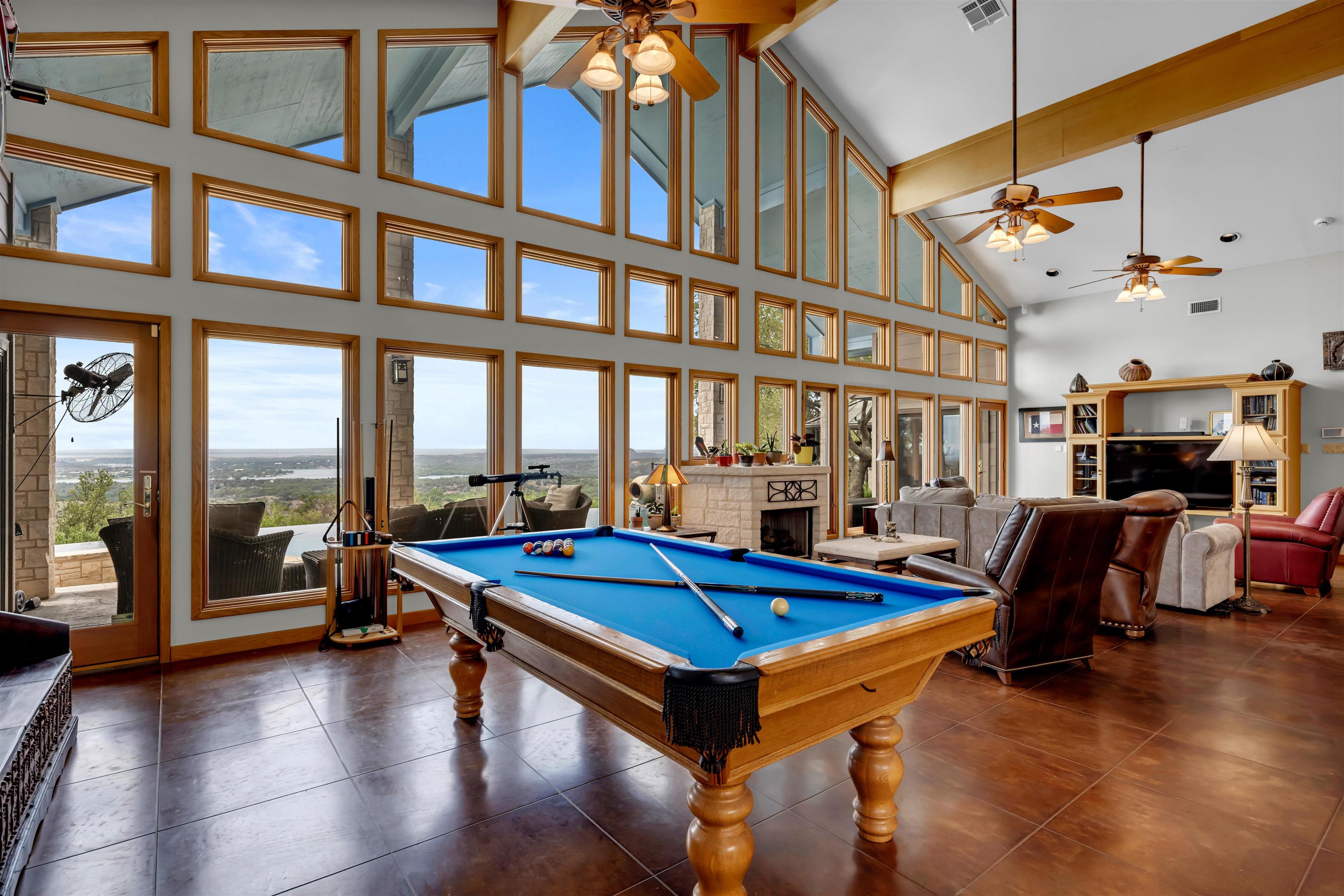 206 Vista Hermosa