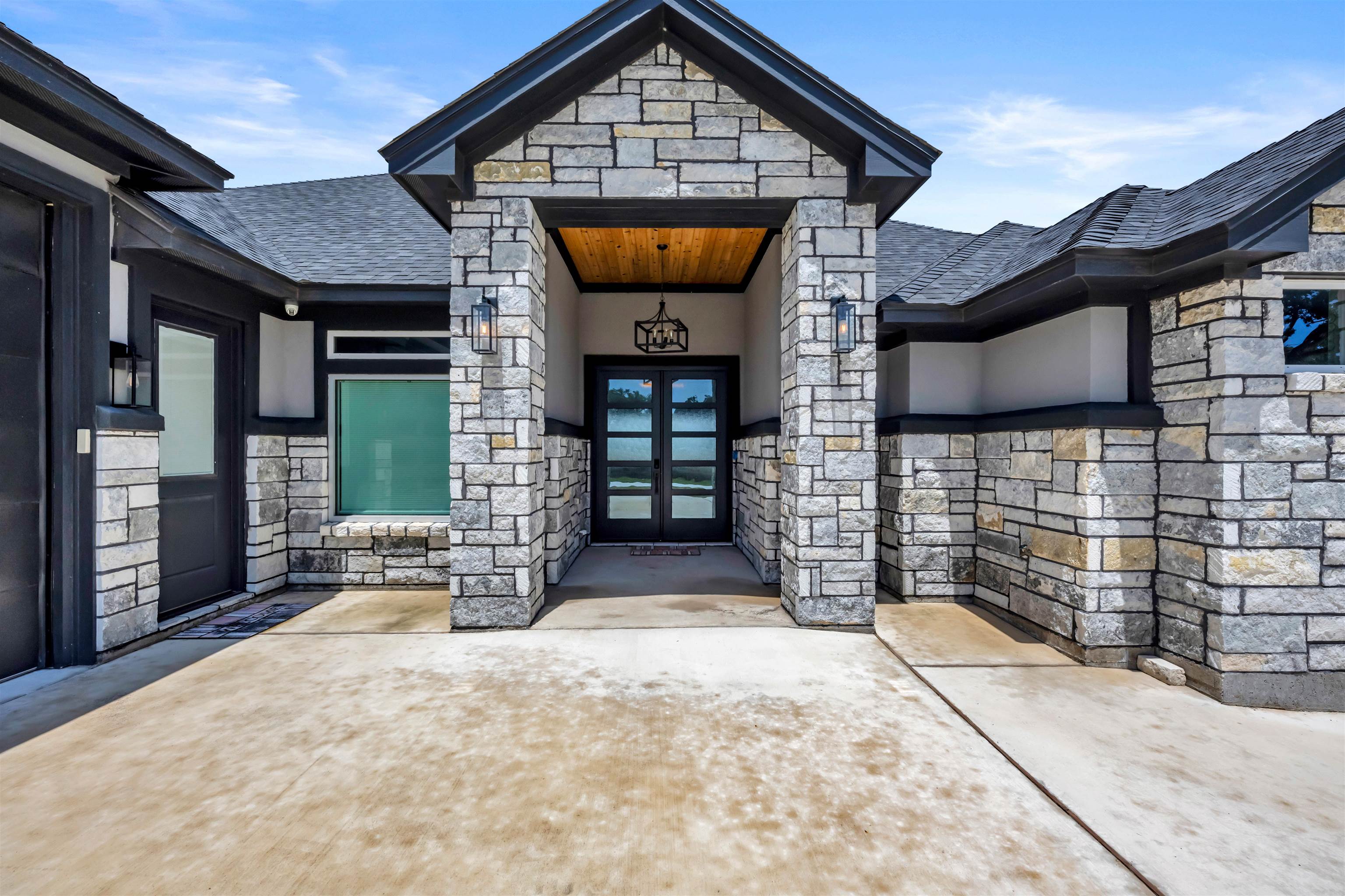 103 Water Ridge Court