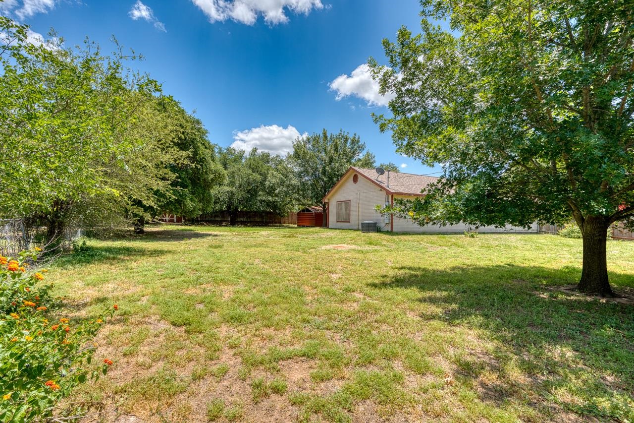215 E Mountain View Dr.