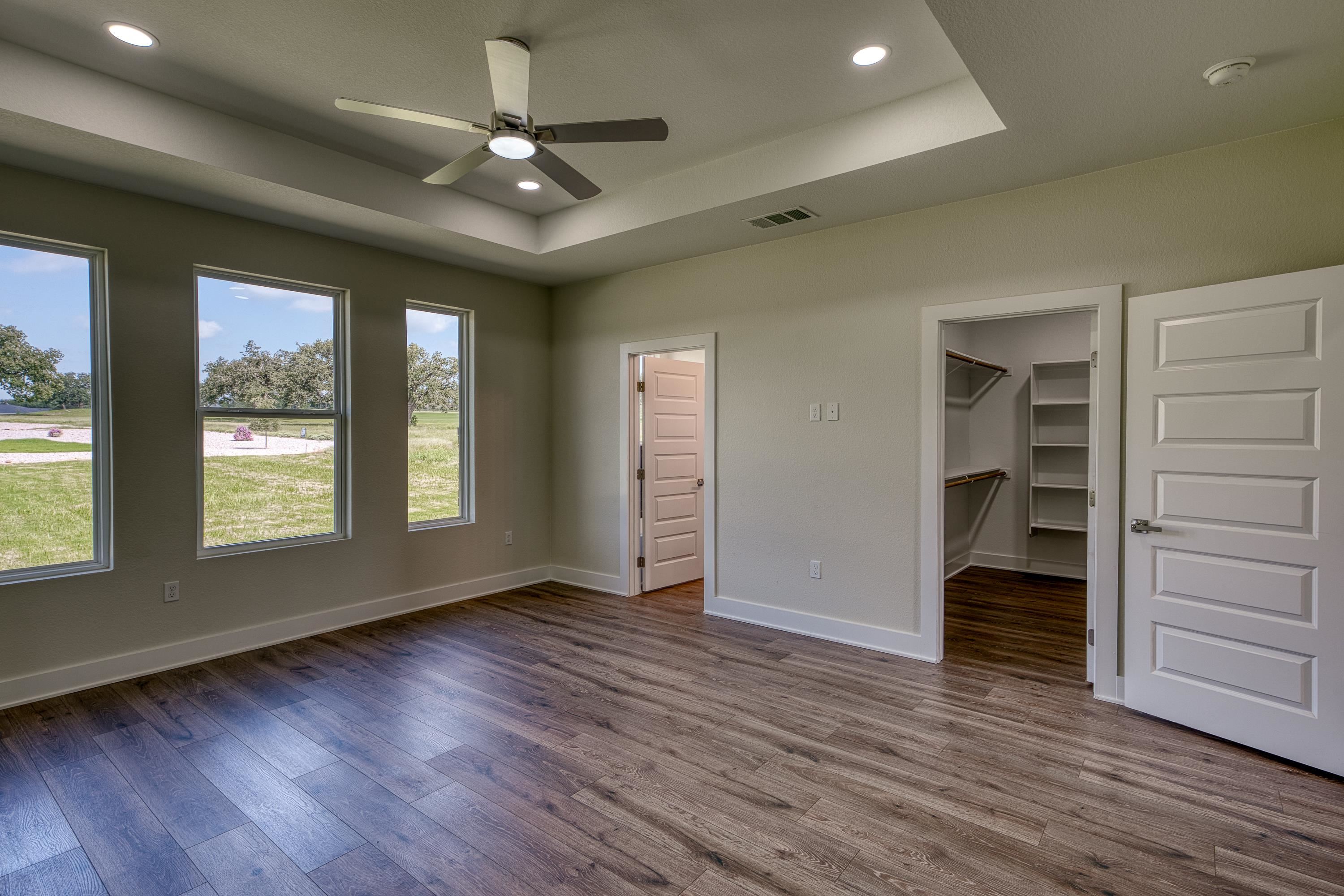 206 Oak Grove Parkway