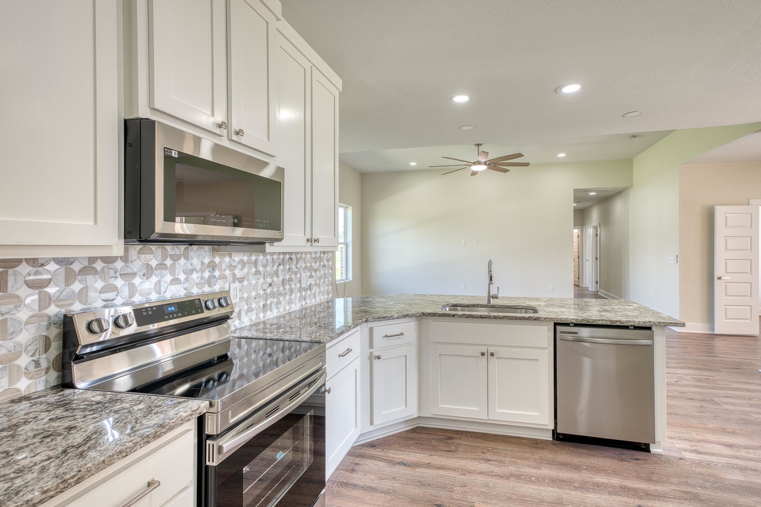 206 Oak Grove Parkway