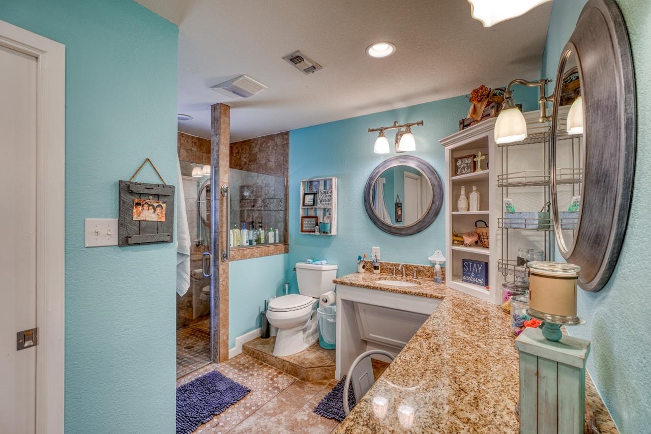 724 S Chaparral