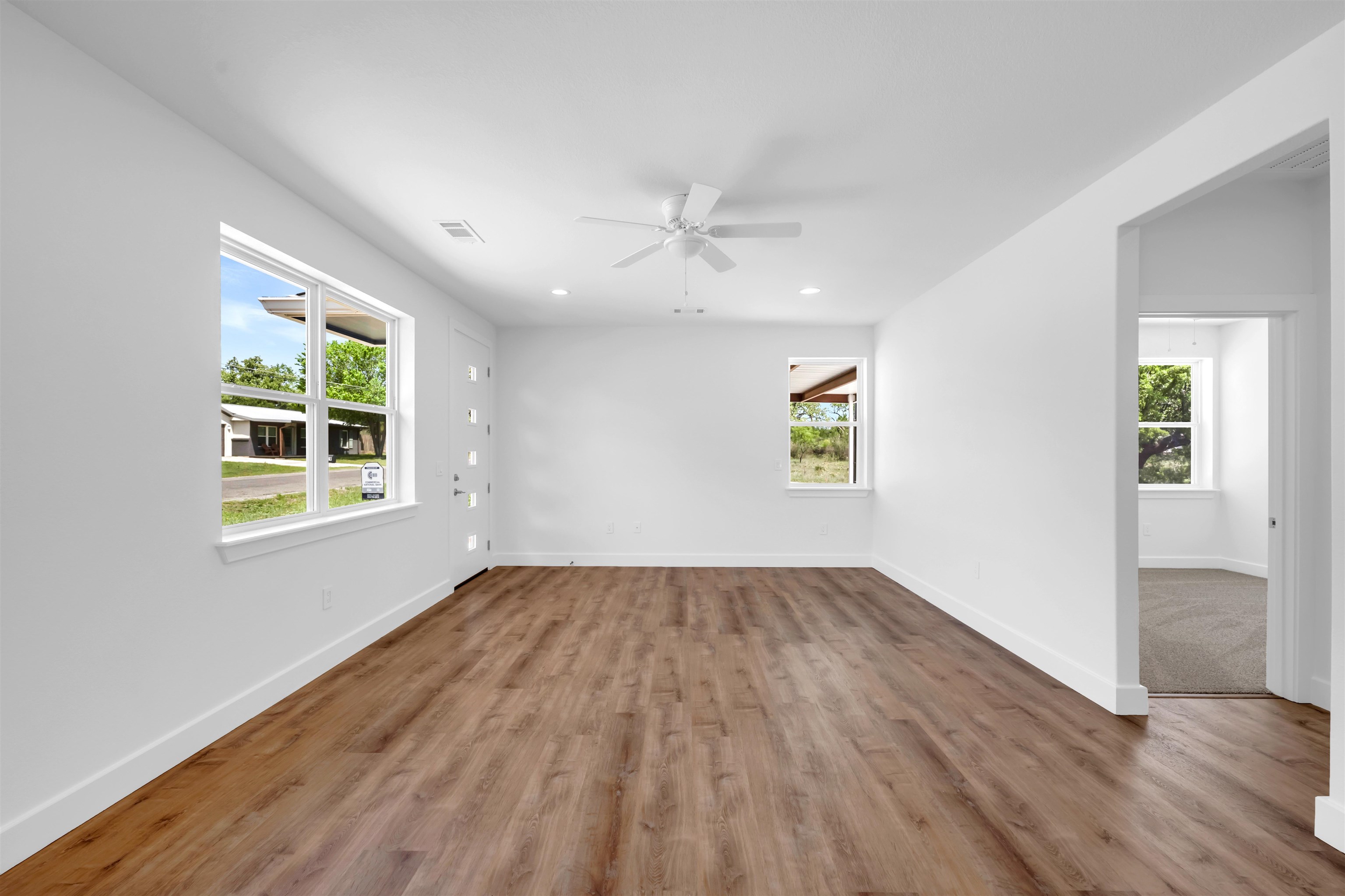 1701 Lakewood