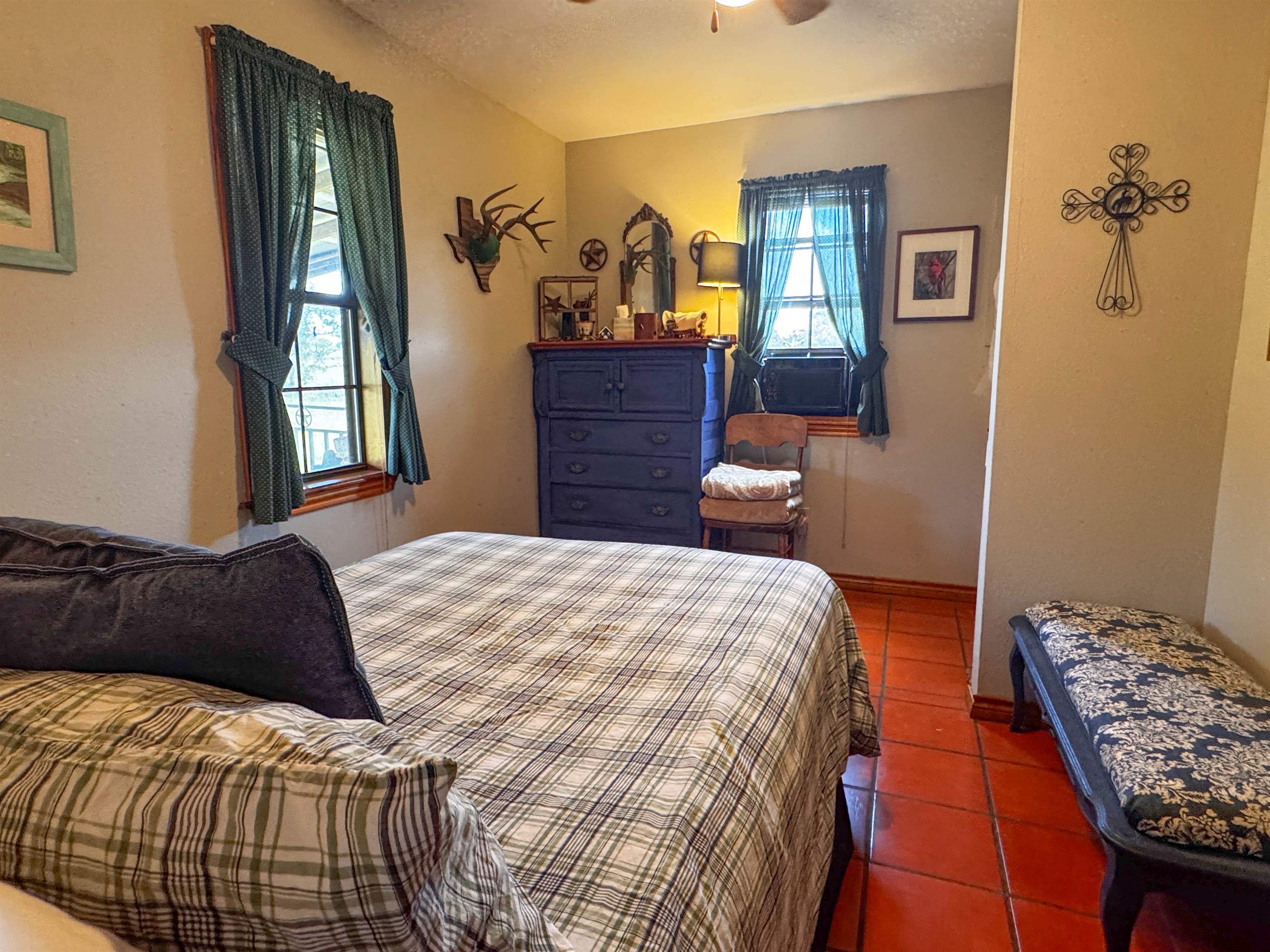 384 Wild Oak Drive