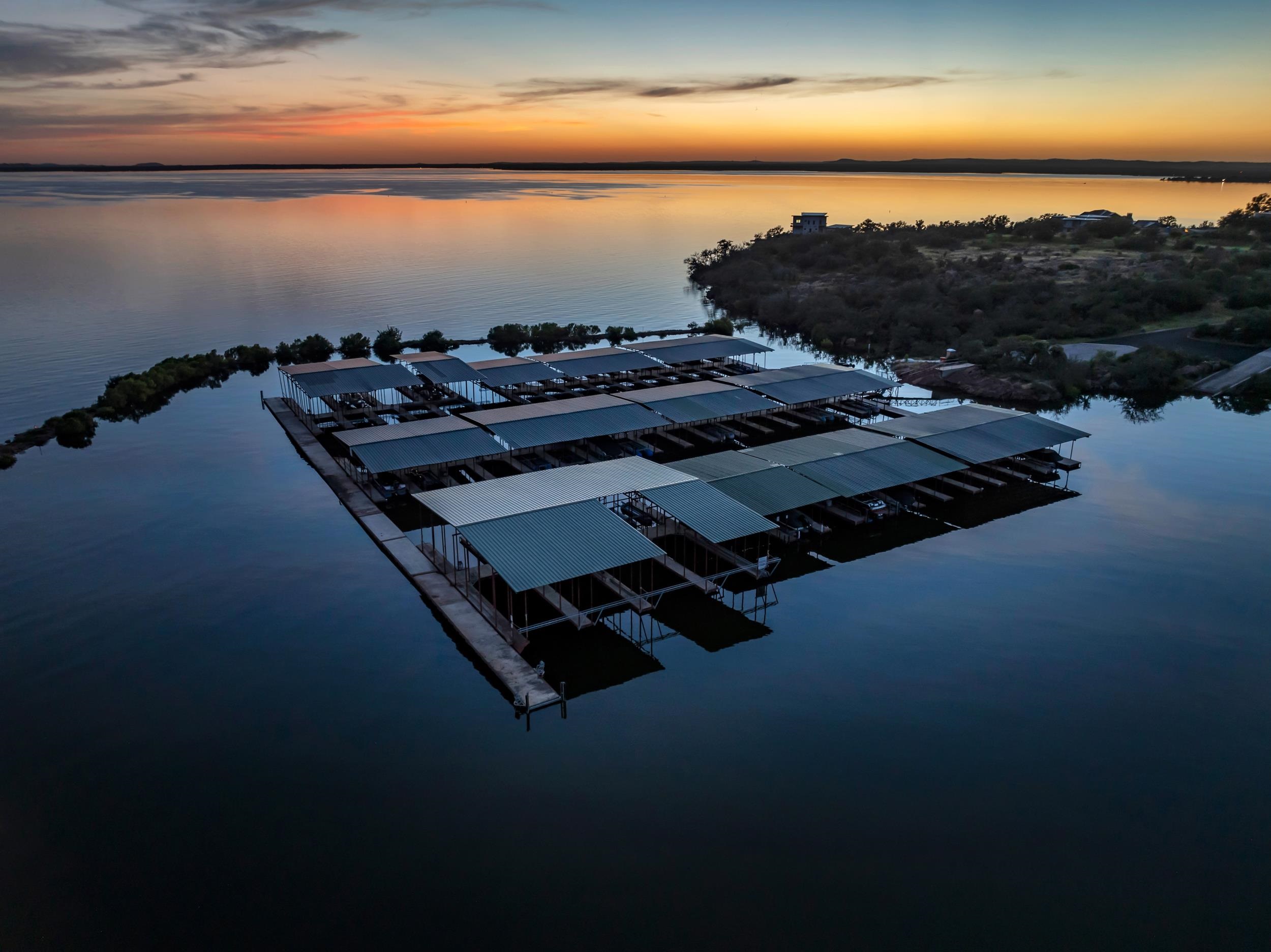 406 & 408 Peninsula Drive