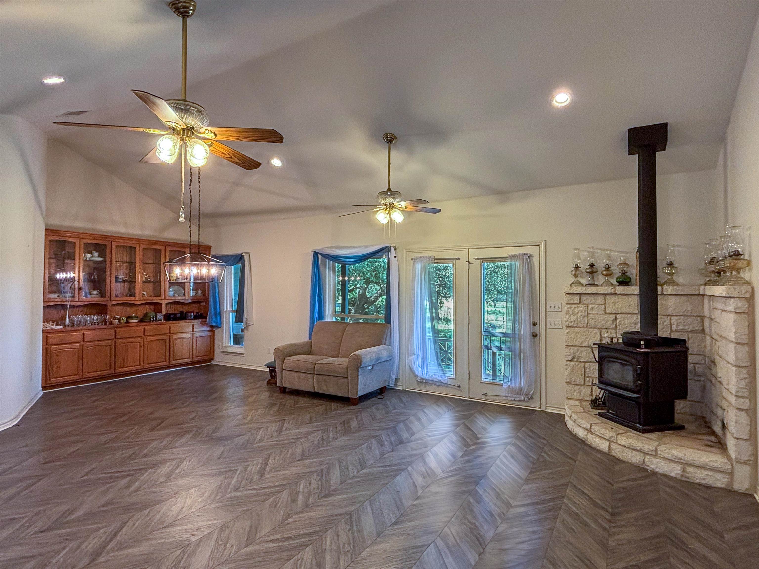 323 County Road 303