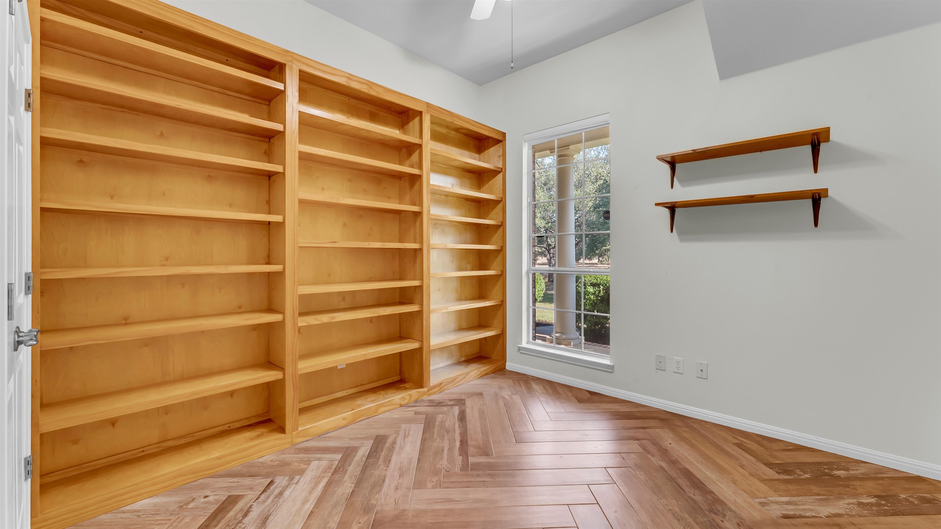 108 Kingsland Ranch Rd