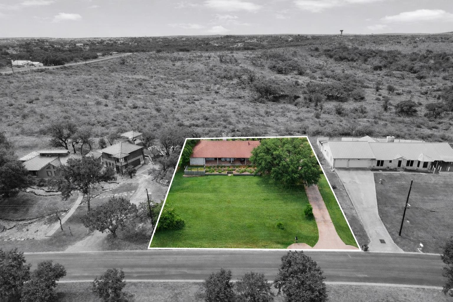 113 W Bluebonnet Road