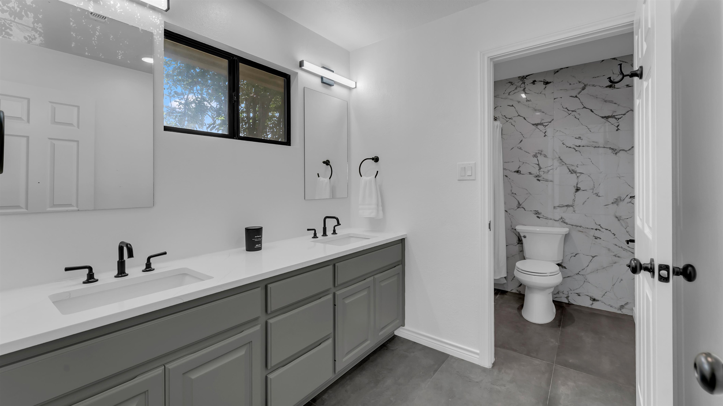 113 W Bluebonnet Road