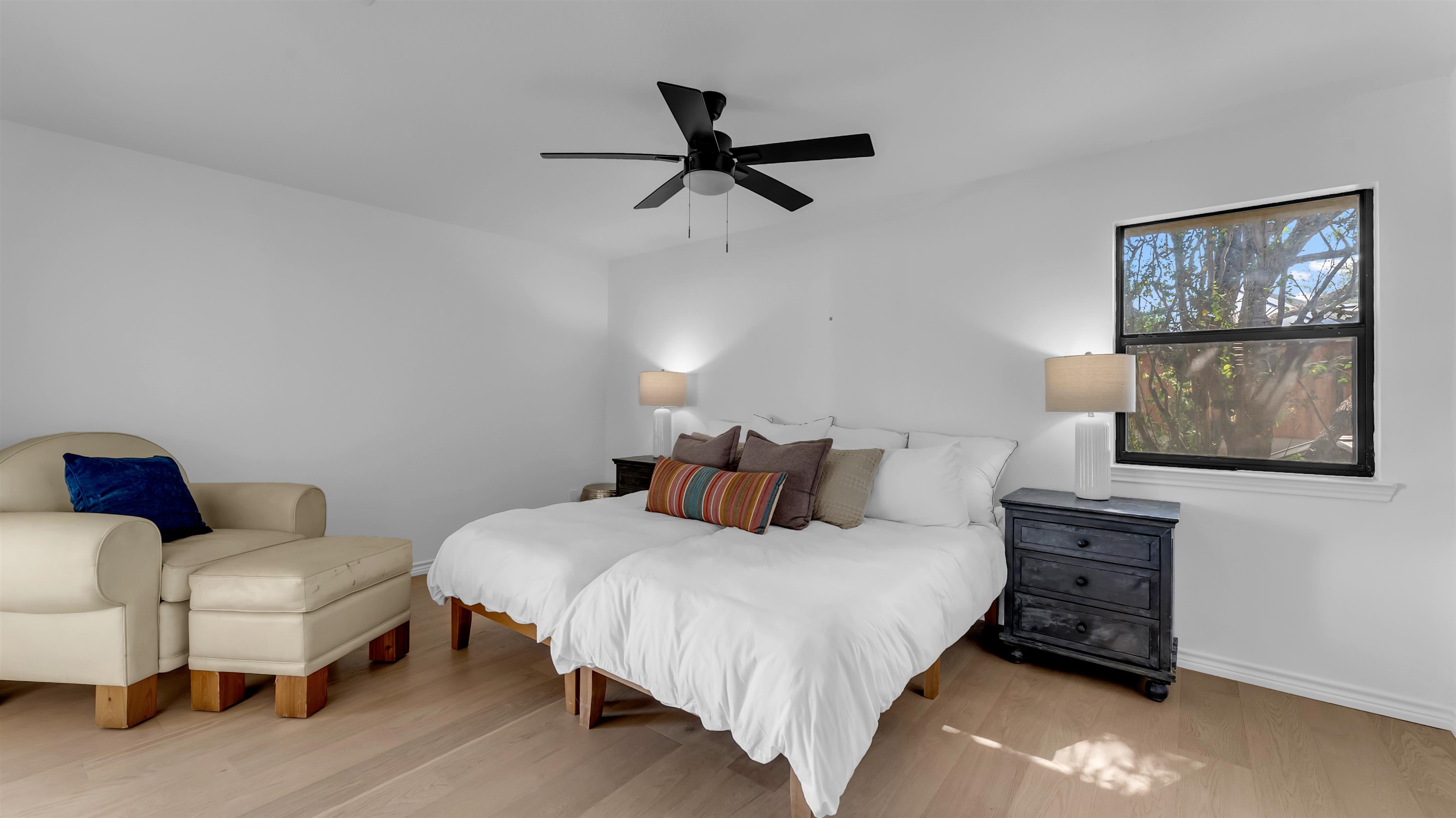 113 W Bluebonnet Road